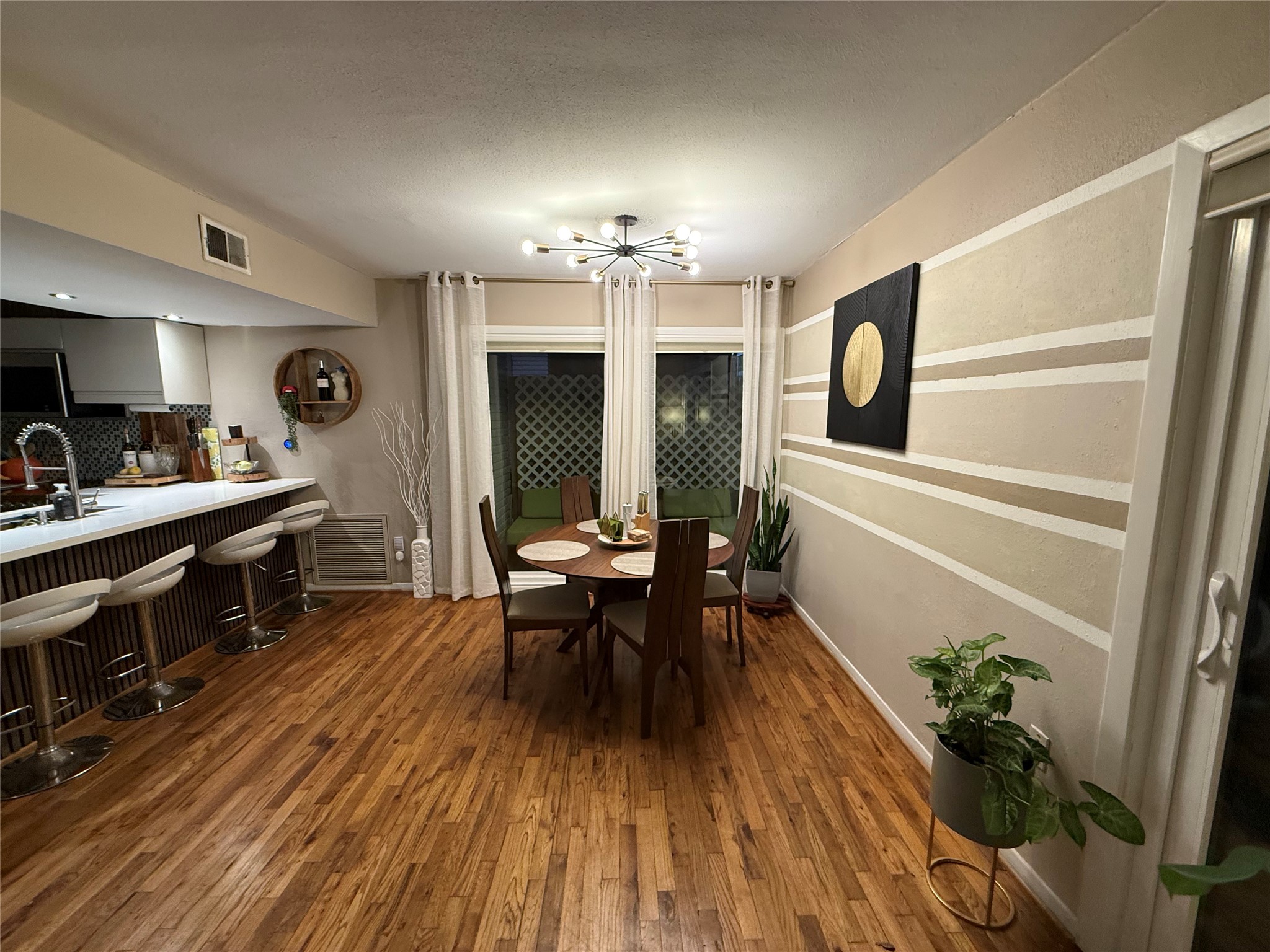 909 Silber Rd 28E Road, #28E, Houston, TX 77024