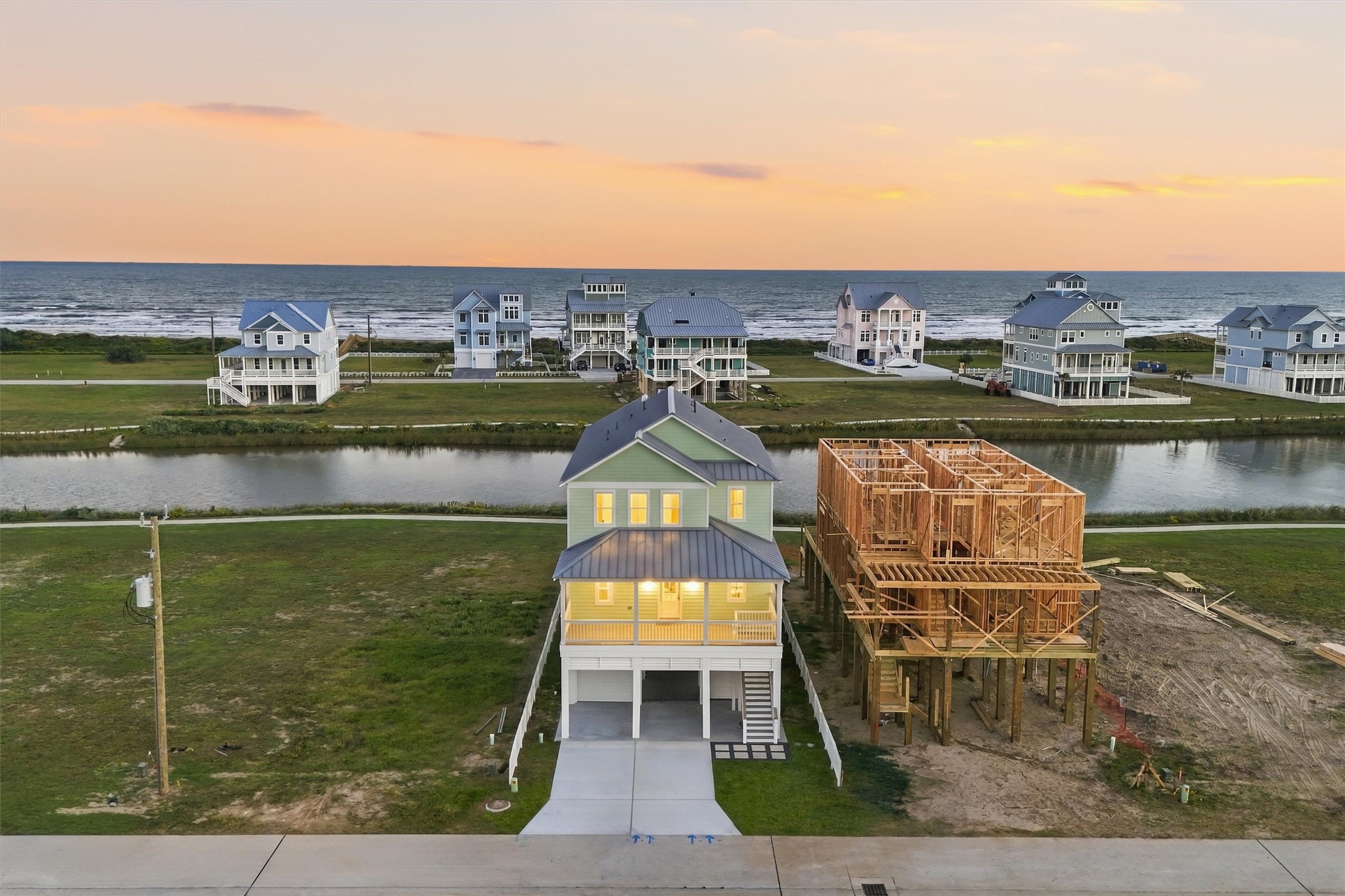 11327 Starfish Drive, Galveston, TX 77554