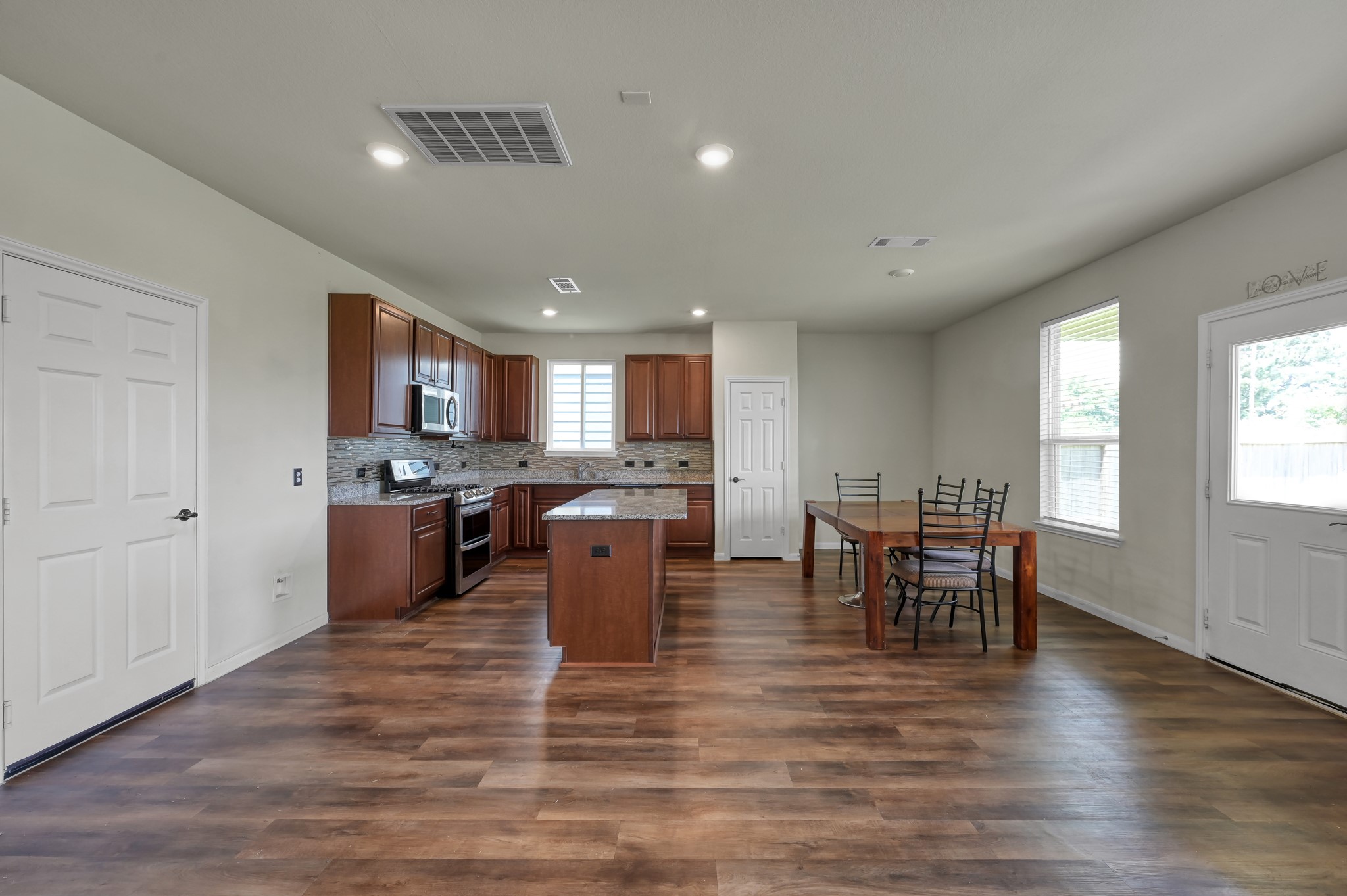 23842 N Wimble Drive, Hockley, TX 77447