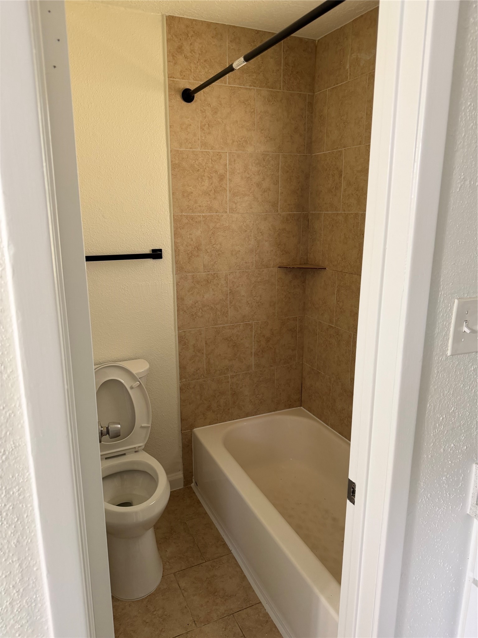 17234 Heritage Bay Drive, Webster, TX 77598