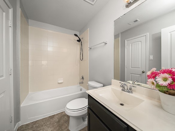 1111 Wheatfield Court, Rosenberg, TX 77469