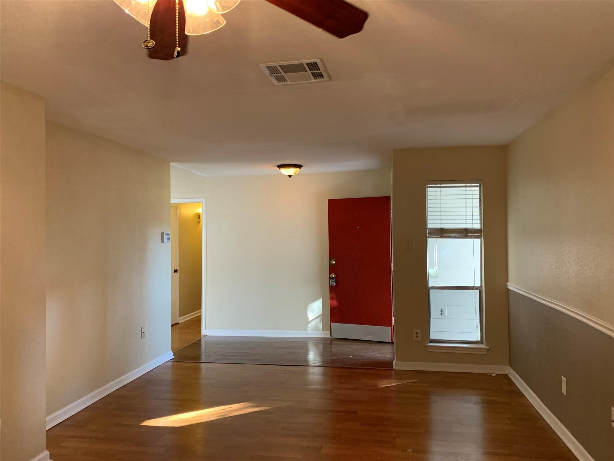 1126 Pinecroft Drive, Sugar Land, TX 77498