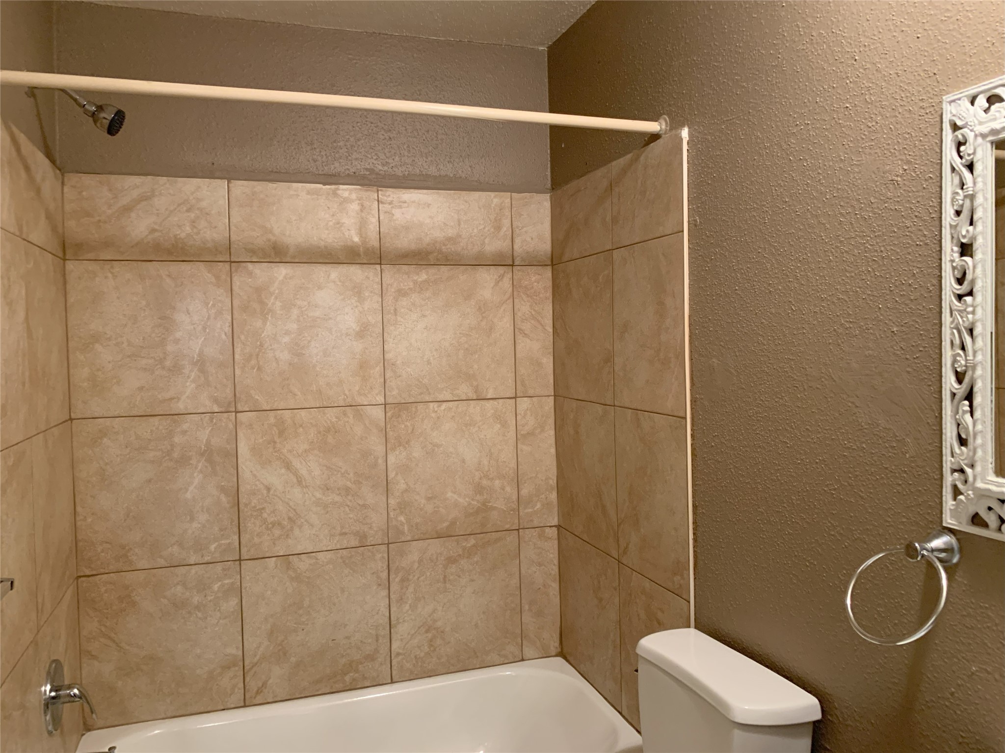 1126 Pinecroft Drive, Sugar Land, TX 77498