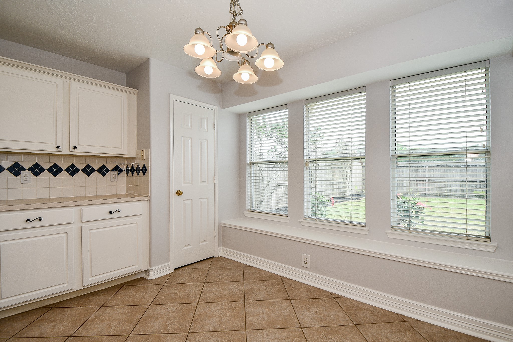 2811 Rayburn Ridge Drive, Katy, TX 77450