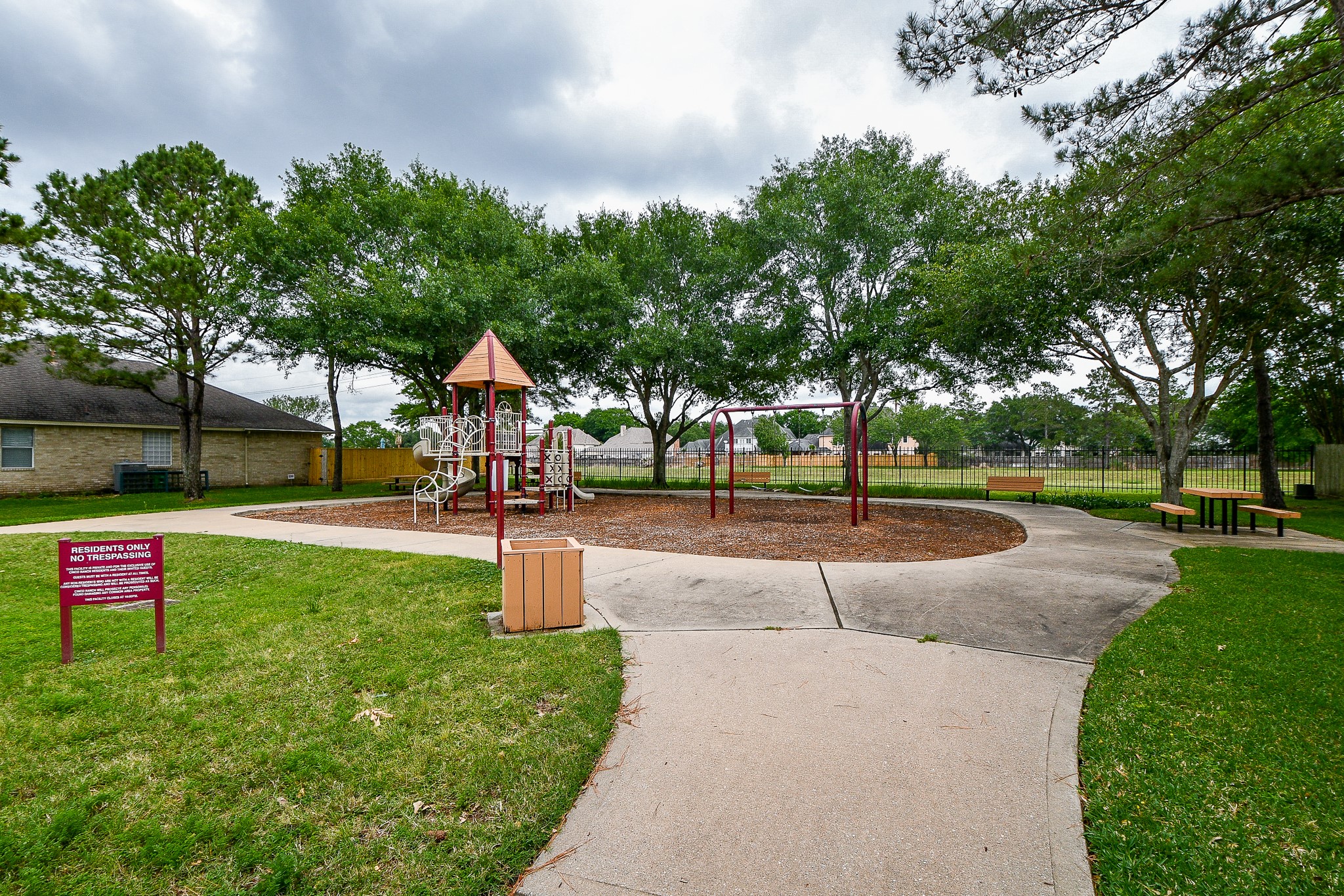 2811 Rayburn Ridge Drive, Katy, TX 77450