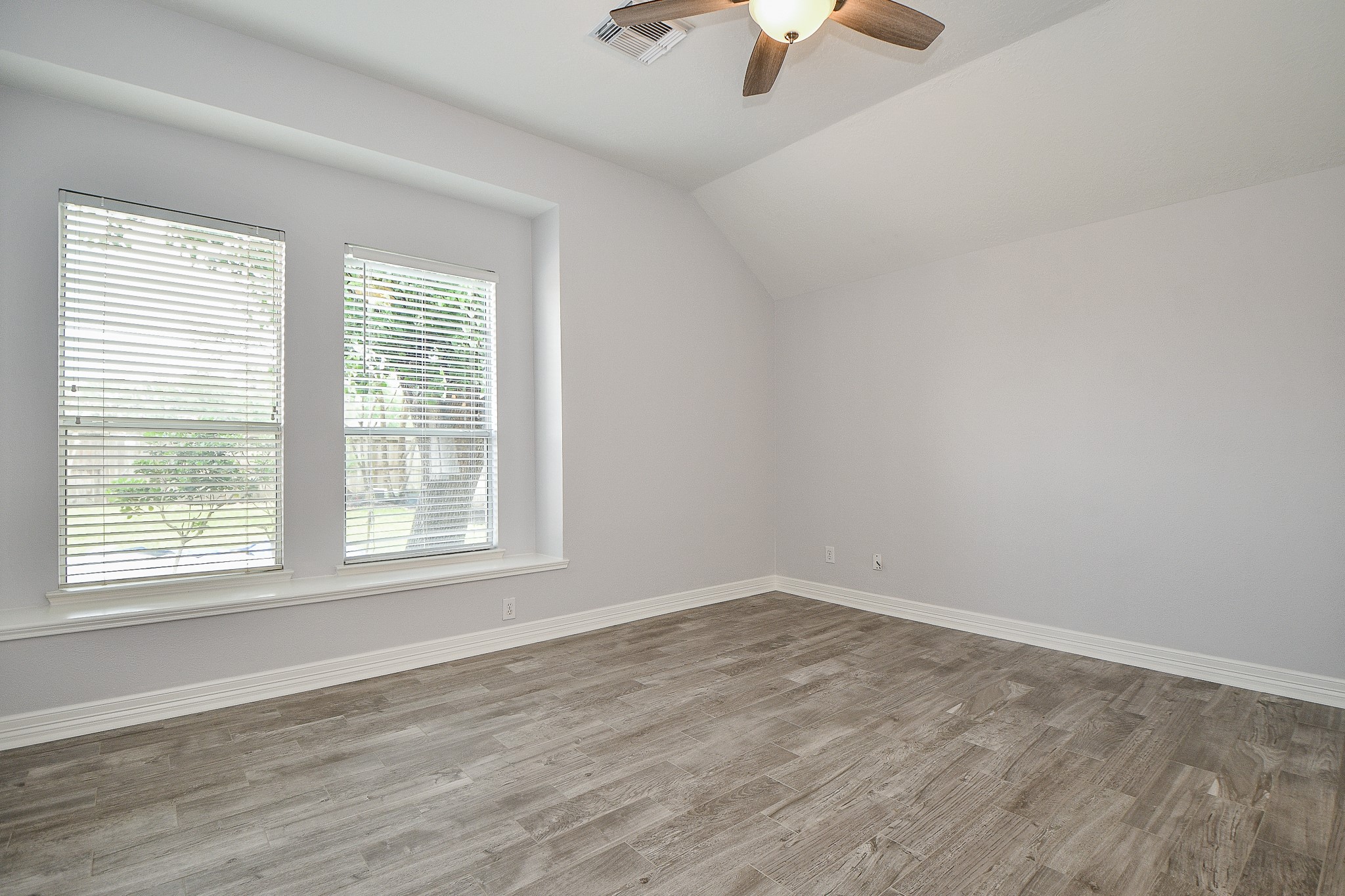 2811 Rayburn Ridge Drive, Katy, TX 77450