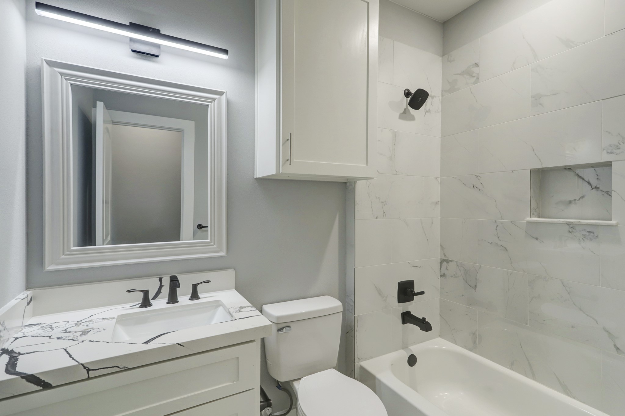 9306 E E Avenue L, #1, Houston, TX 77012