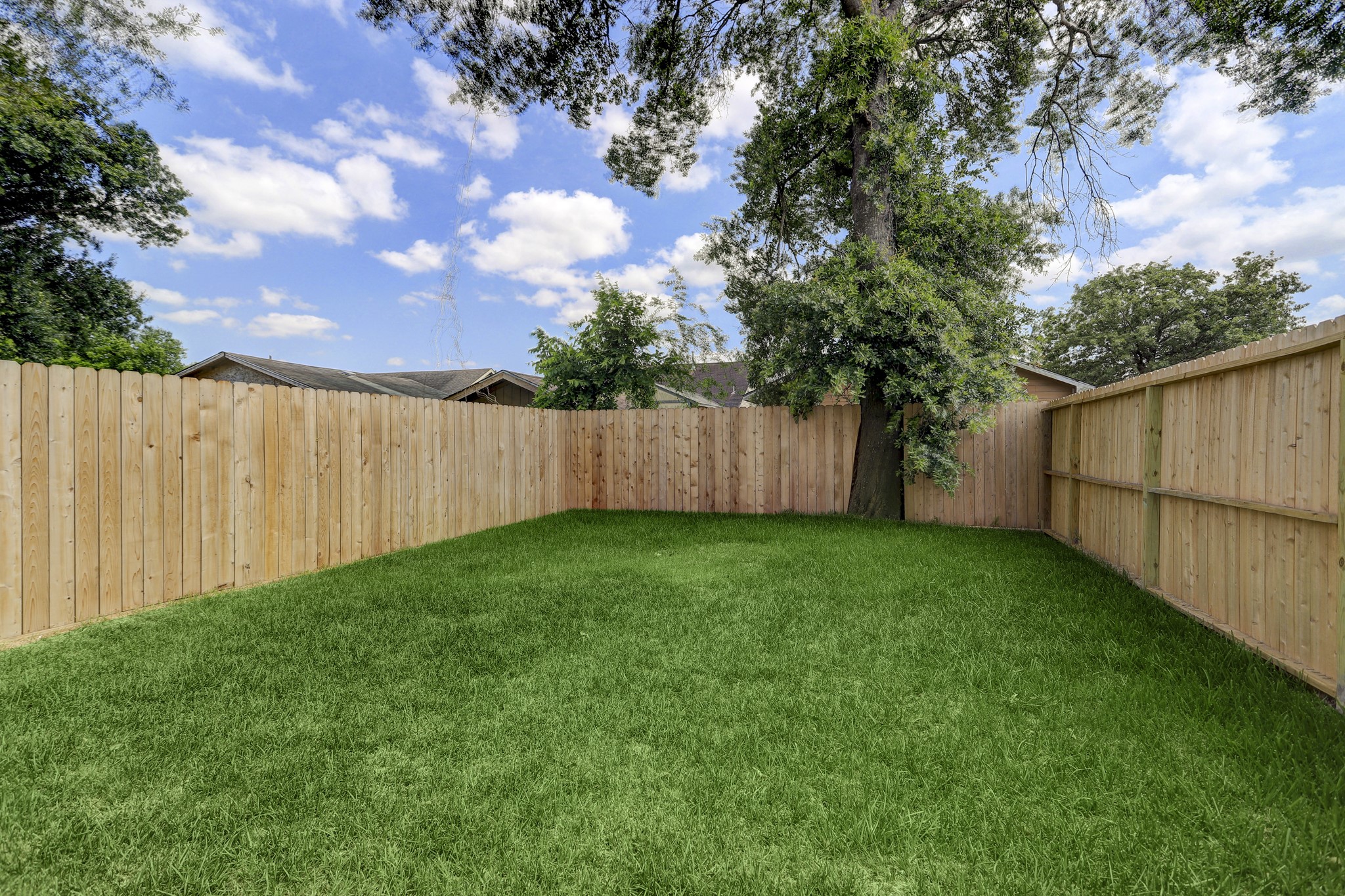 9306 E E Avenue L, #1, Houston, TX 77012
