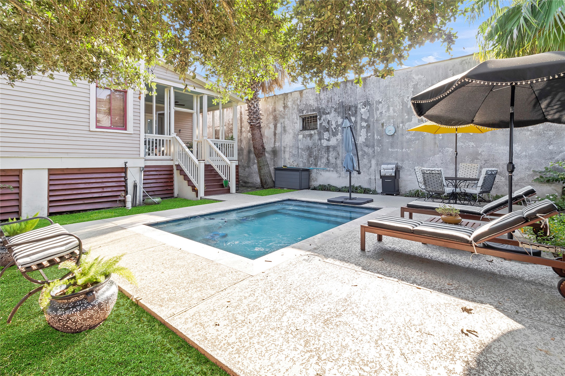 3524 Ball, Galveston, TX 77550