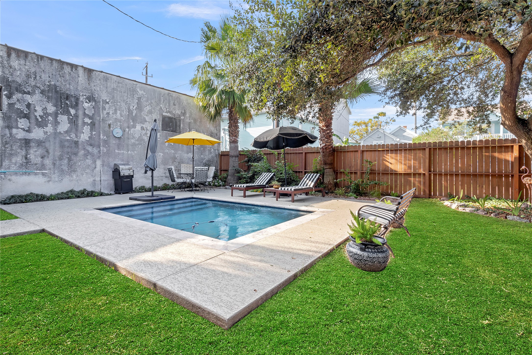 3524 Ball, Galveston, TX 77550