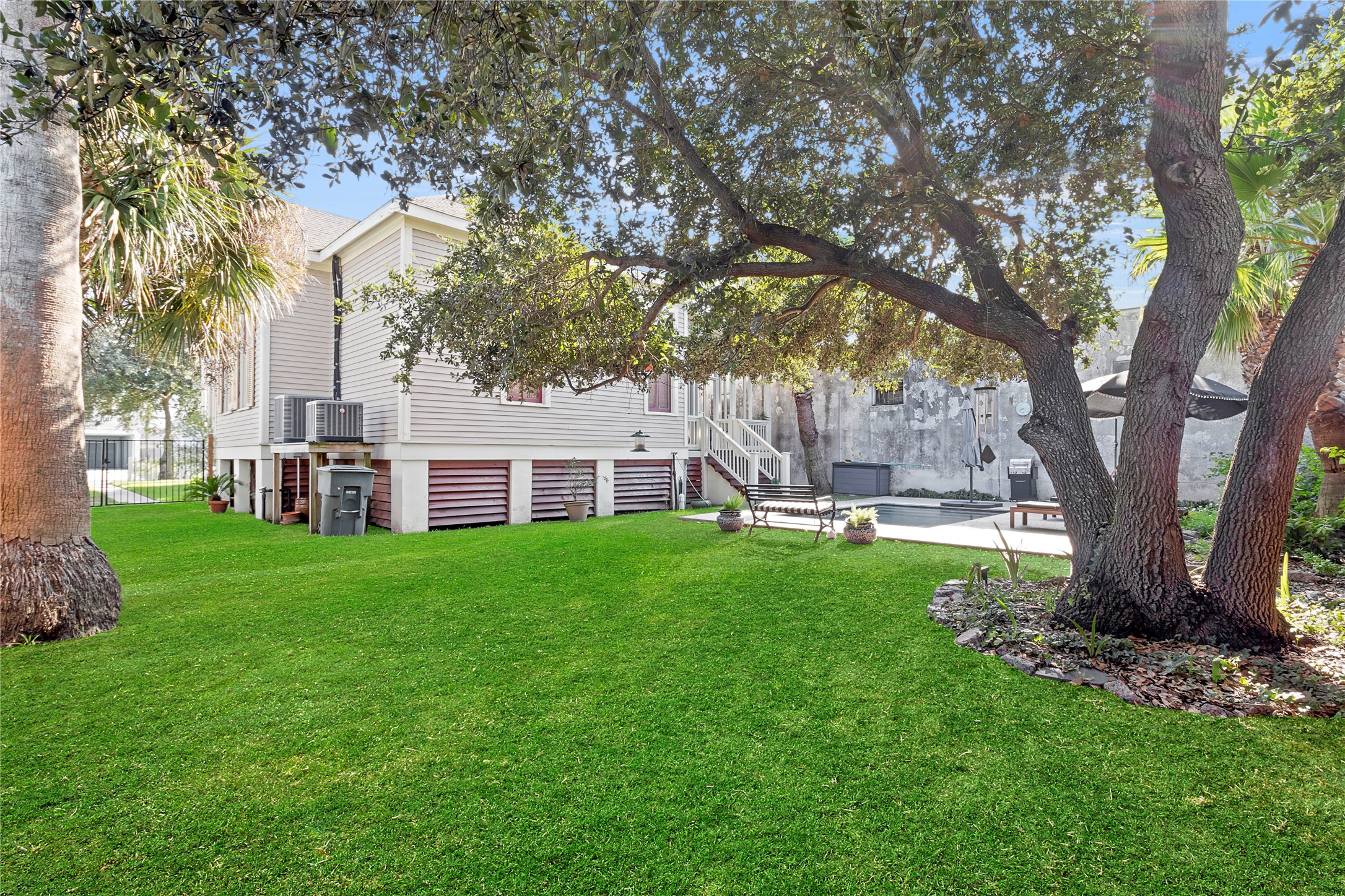 3524 Ball, Galveston, TX 77550