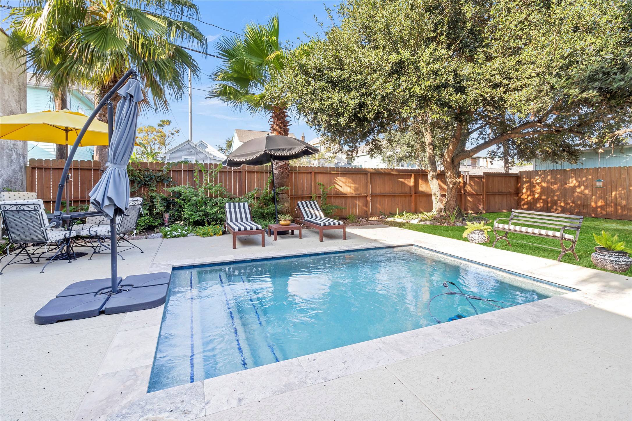 3524 Ball, Galveston, TX 77550