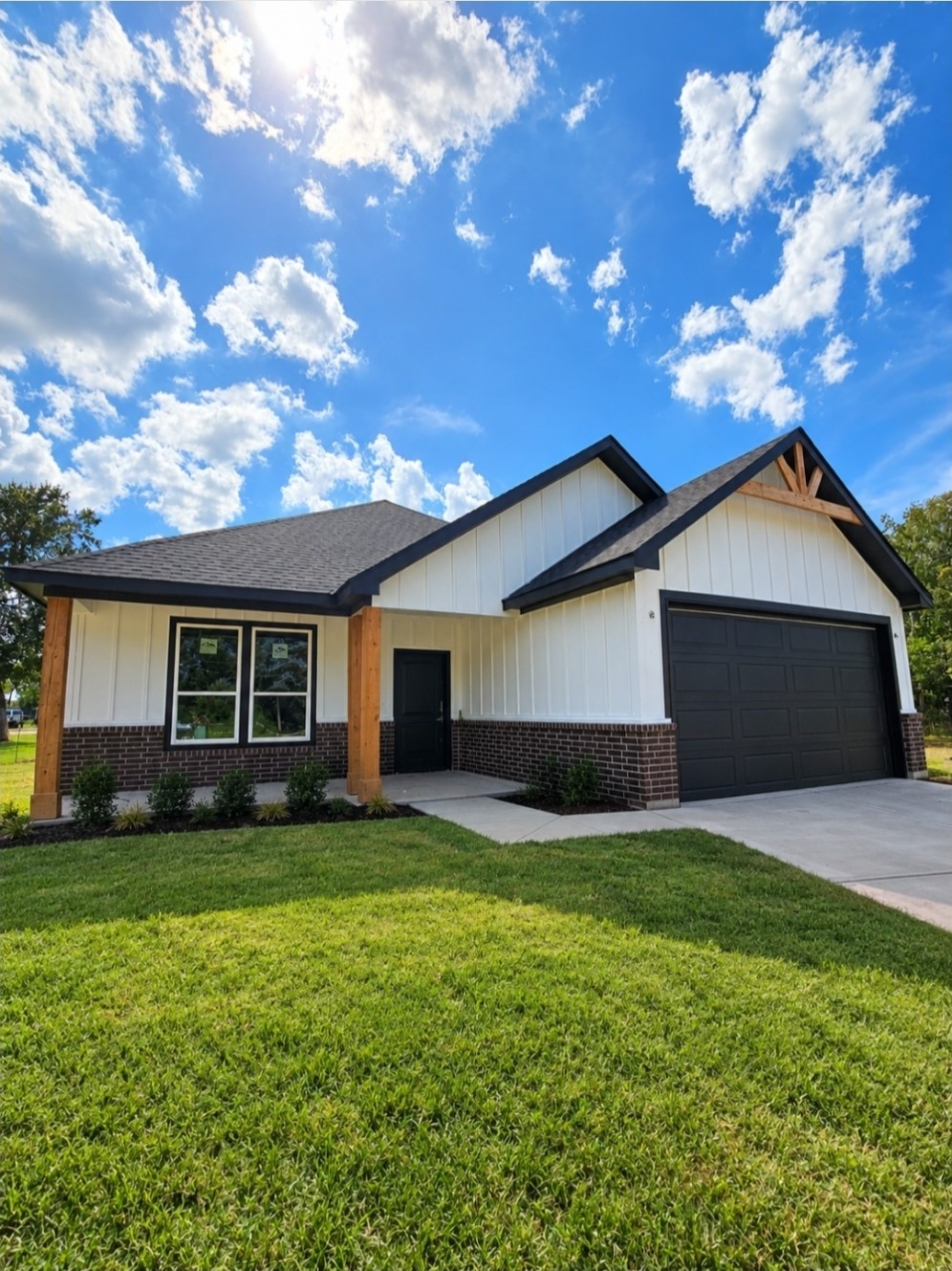 1303 Red Fox Drive, Houston, TX 77532