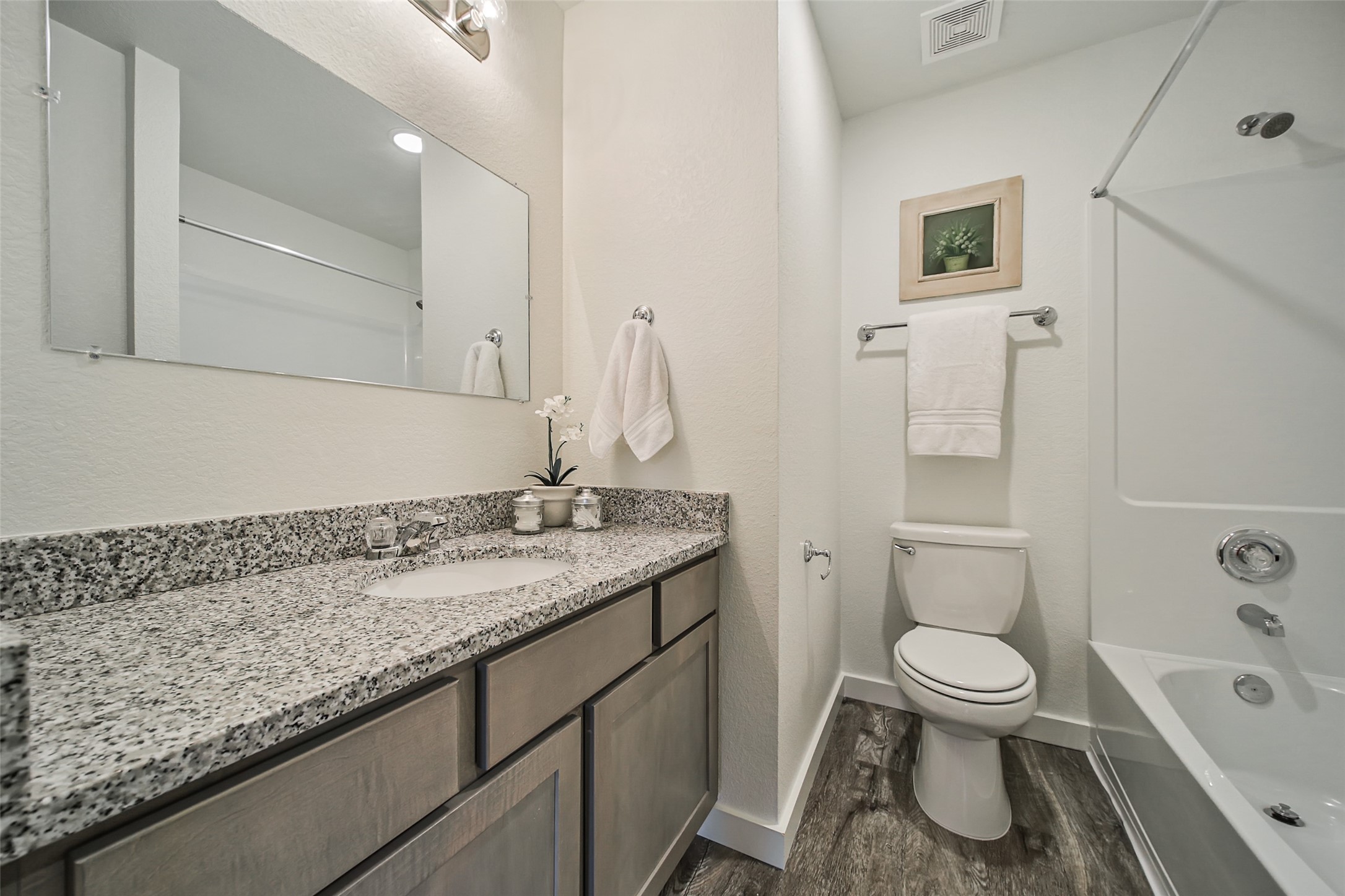 Primary bath with granite counter tops