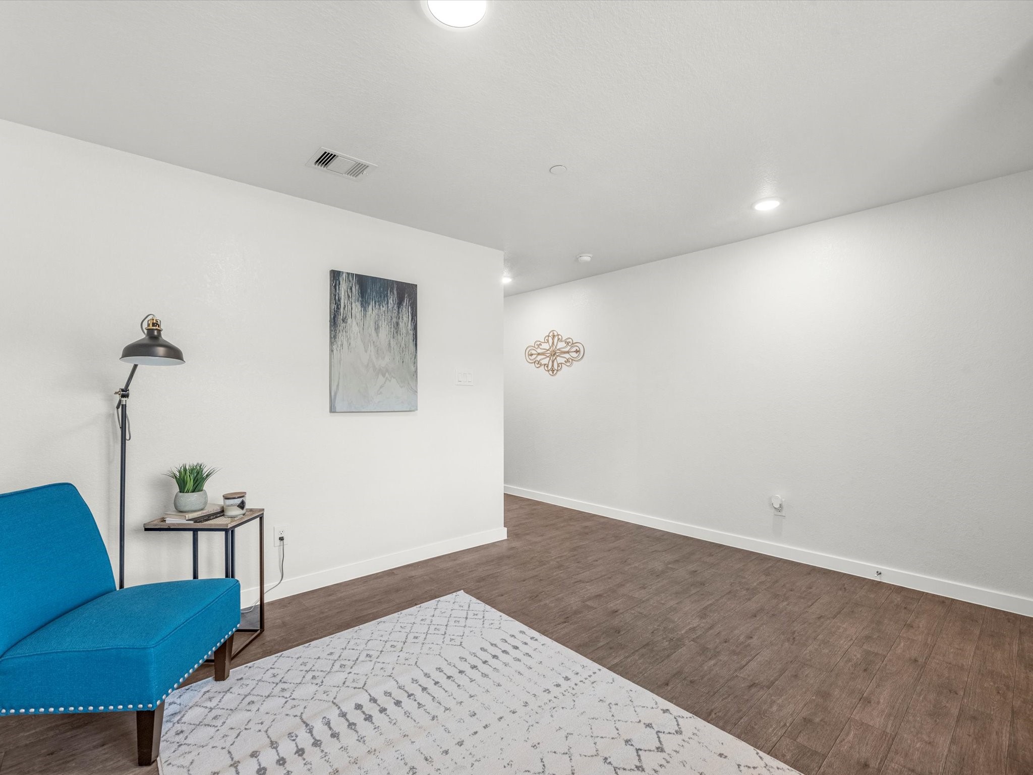 Living room bottom floor