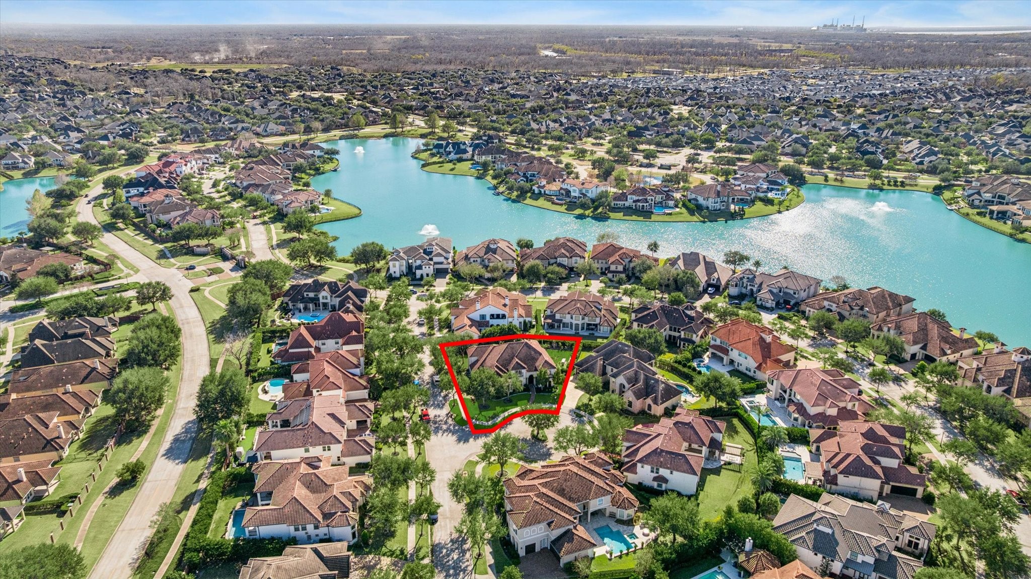 This aerial photo showcases the beauty and luxury of Riverstone. Hartford Landing is a gated community with plenty of water views.