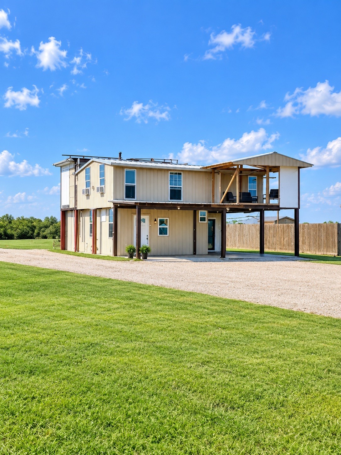 9102 Fresno Avenue, Alvin, TX 77511
