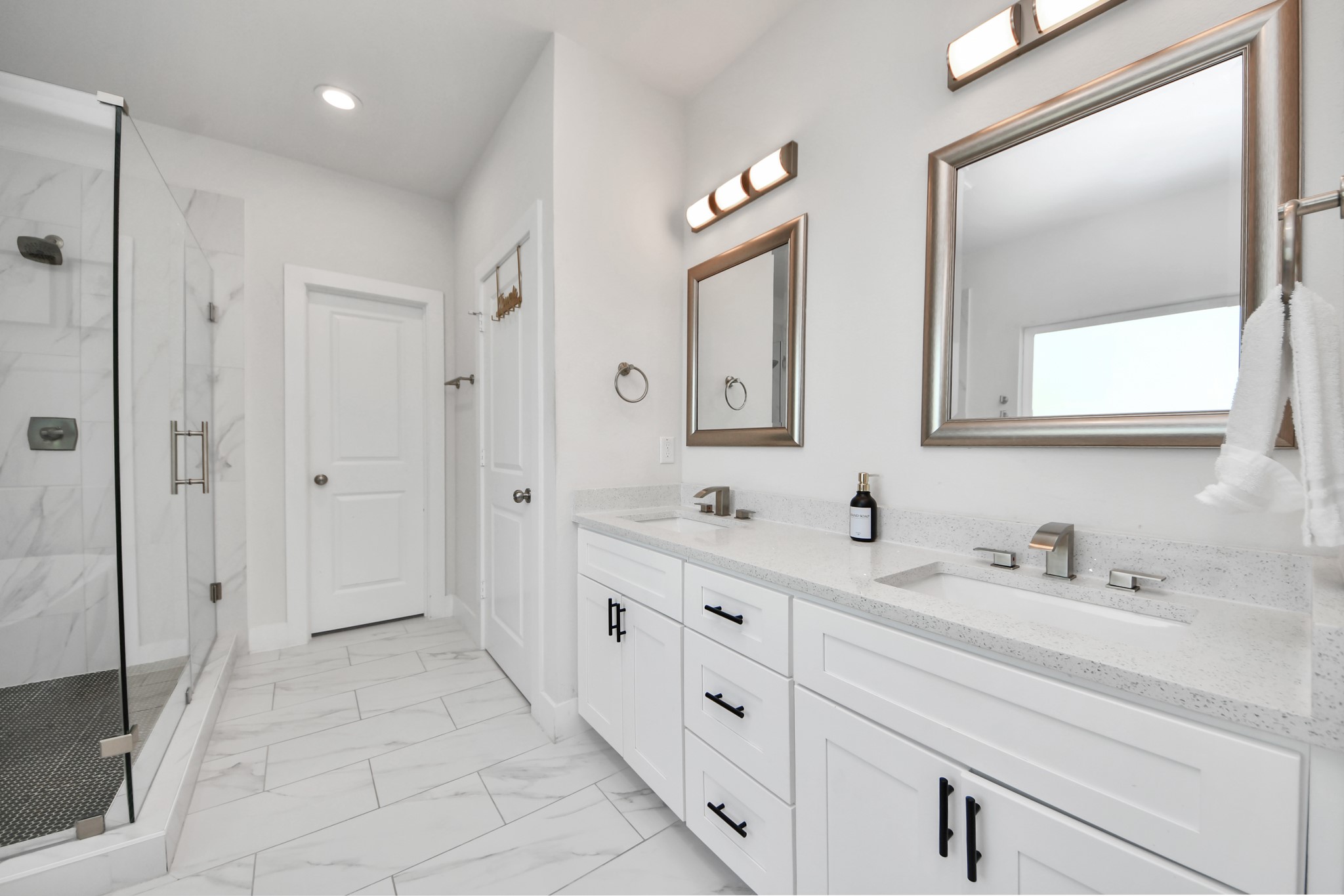 8419 Woodward Street, Houston, TX 77051