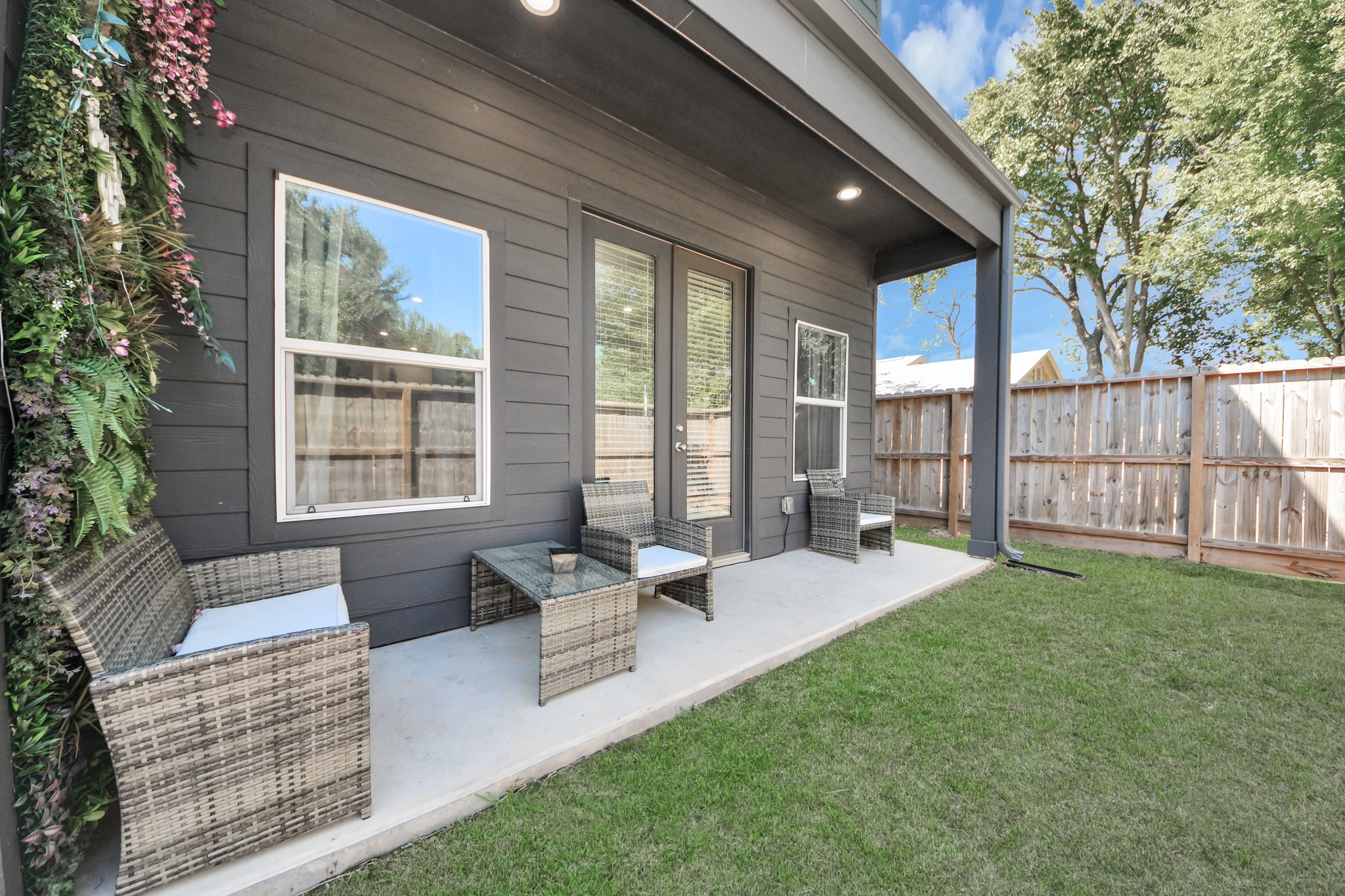 8419 Woodward Street, Houston, TX 77051