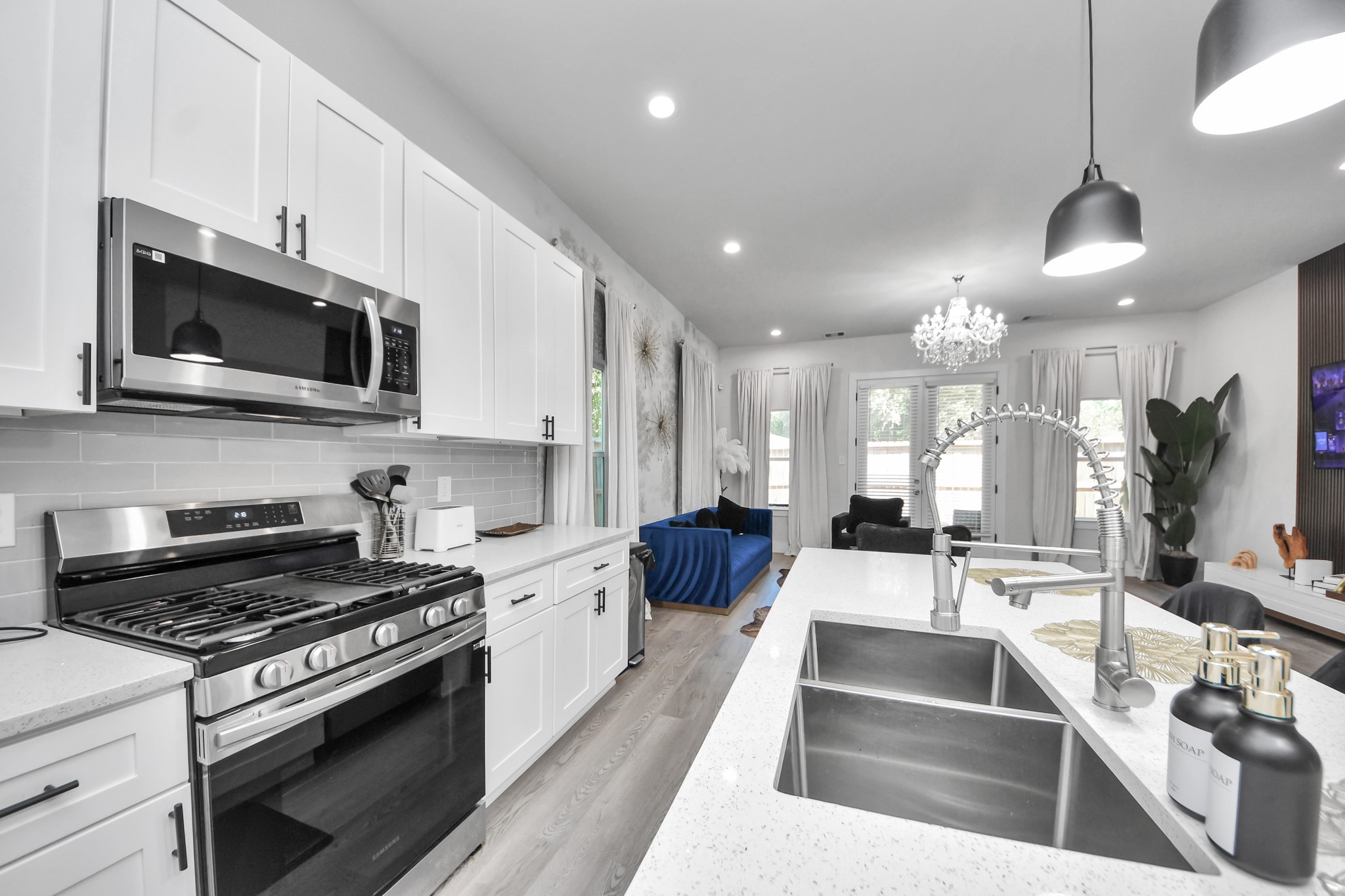 8419 Woodward Street, Houston, TX 77051