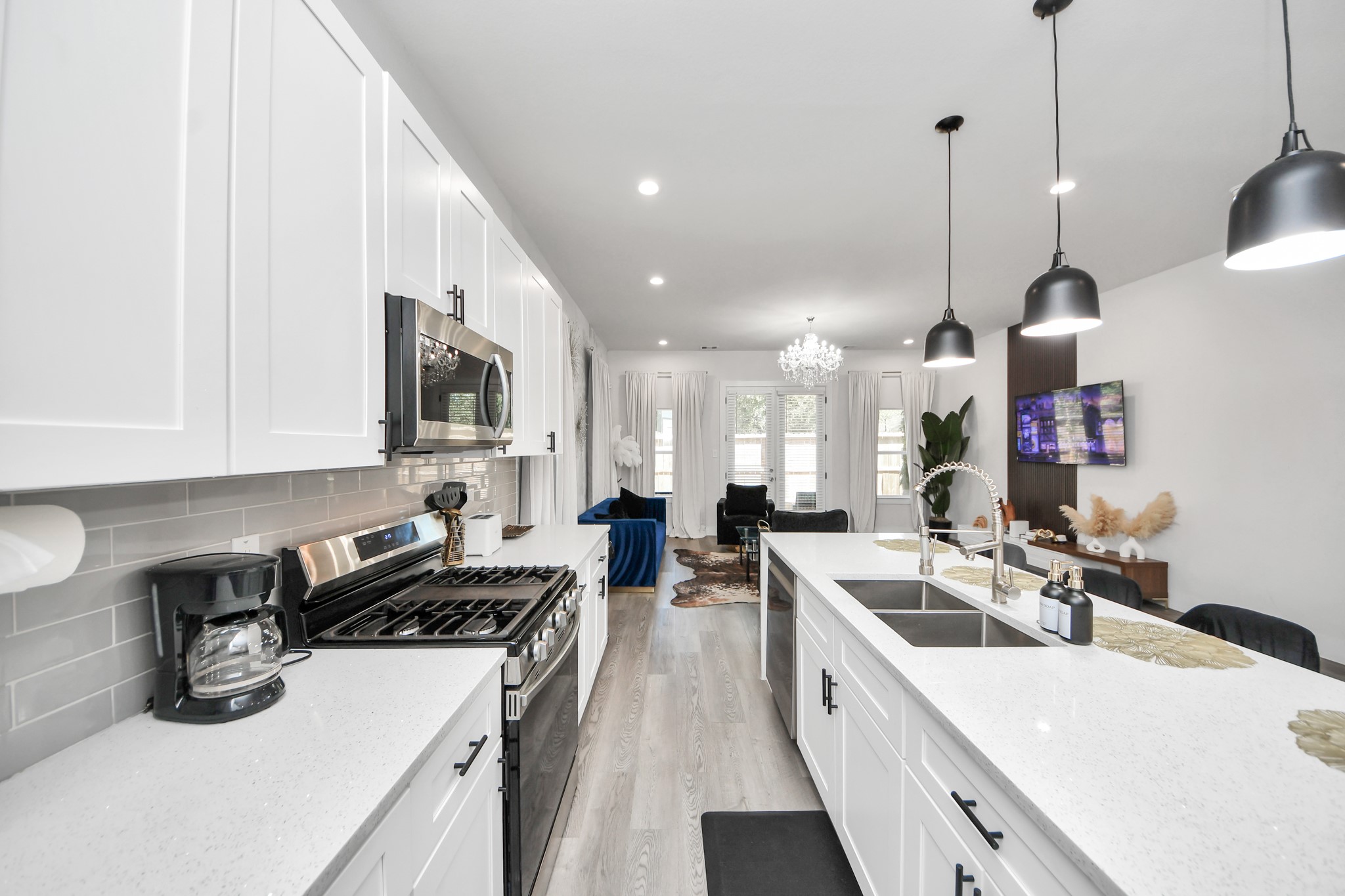 8419 Woodward Street, Houston, TX 77051