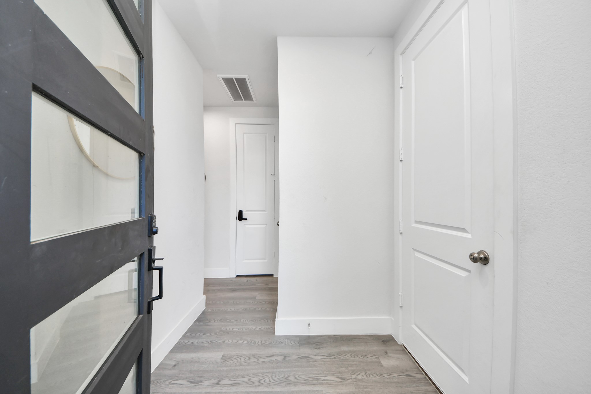 8419 Woodward Street, Houston, TX 77051 8419 Woodward Street, Houston, TX 77051