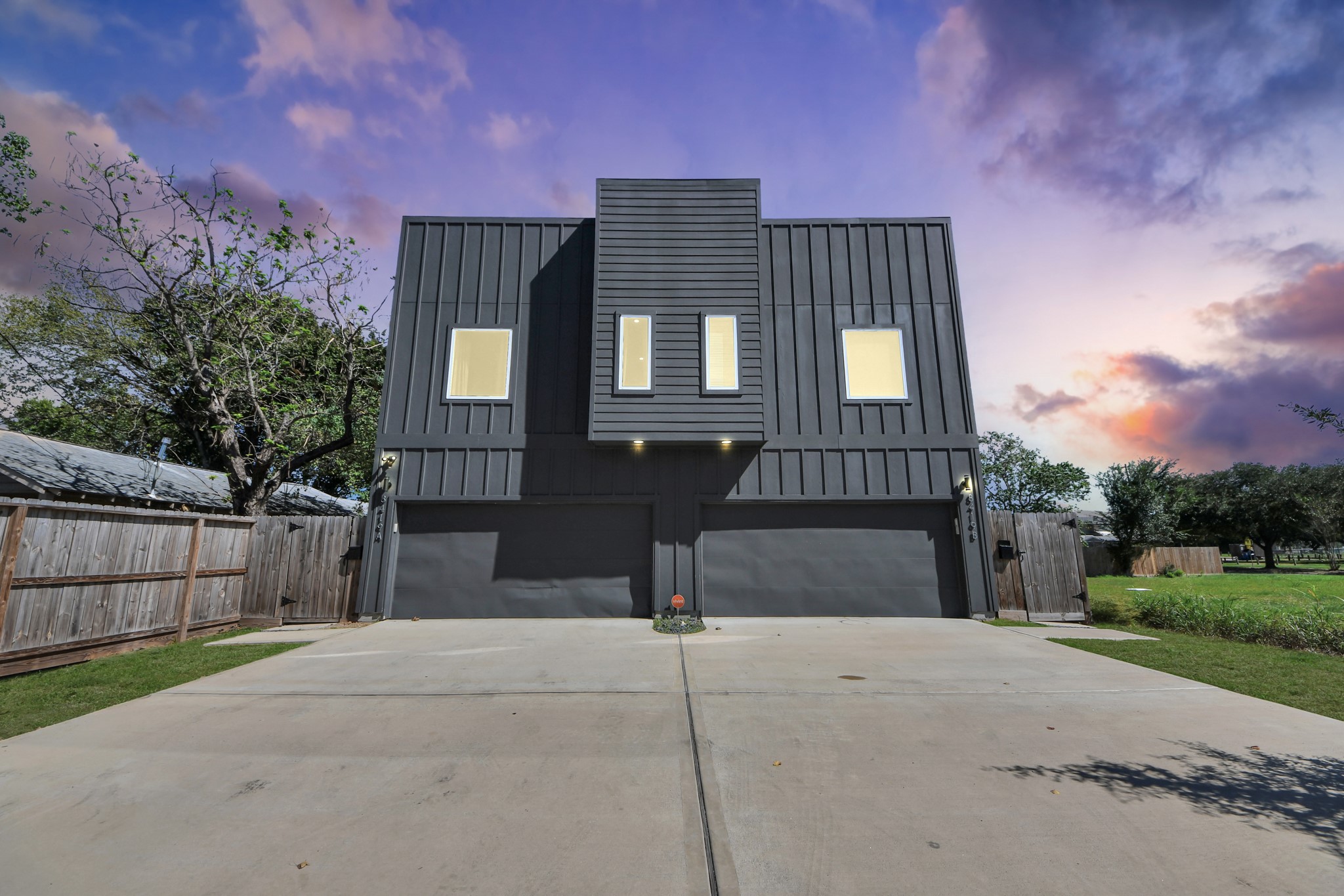 8419 Woodward Street, Houston, TX 77051 8419 Woodward Street, Houston, TX 77051