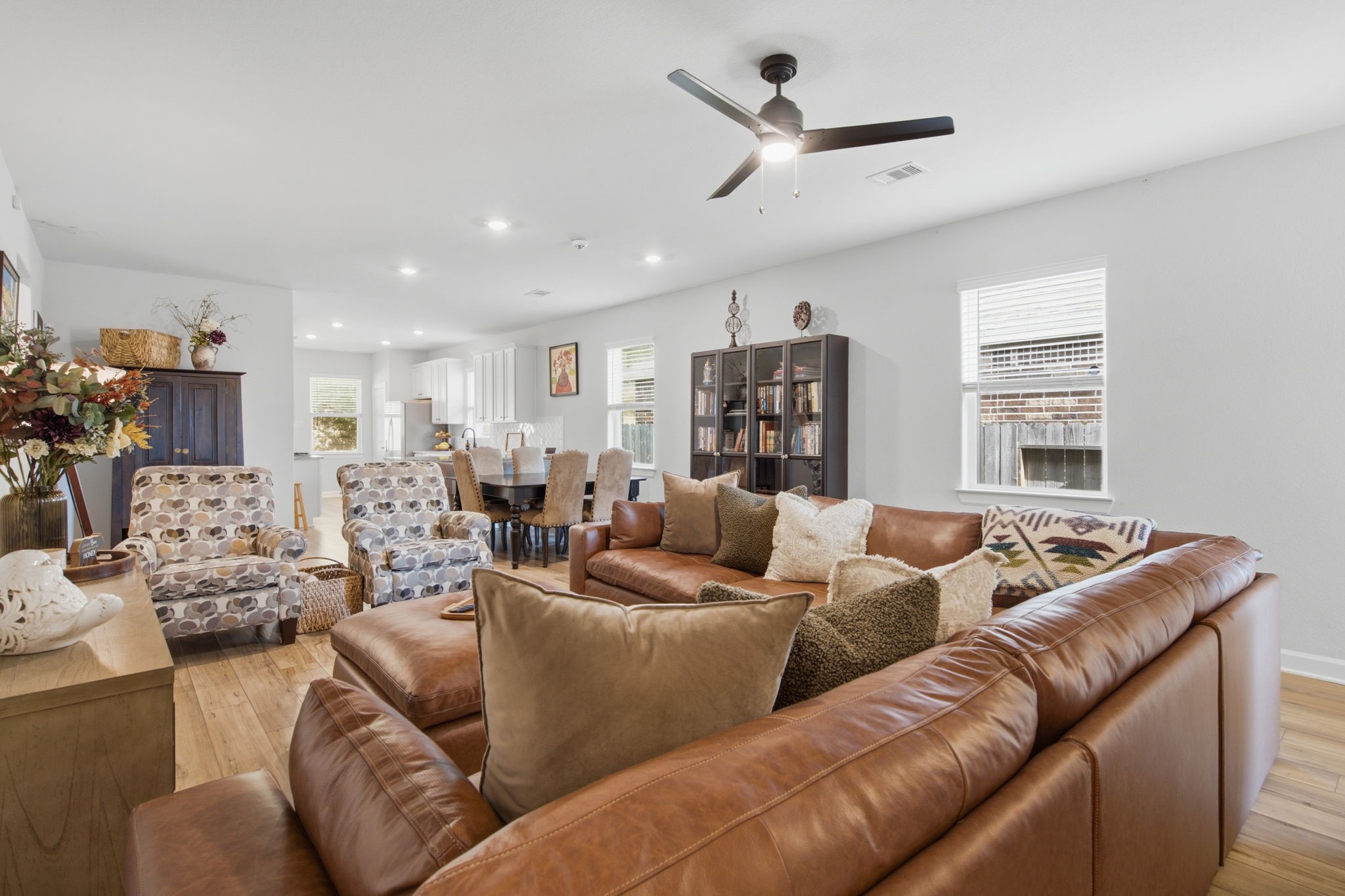 6214 Wedgewood Hills Drive, Conroe, TX 77304