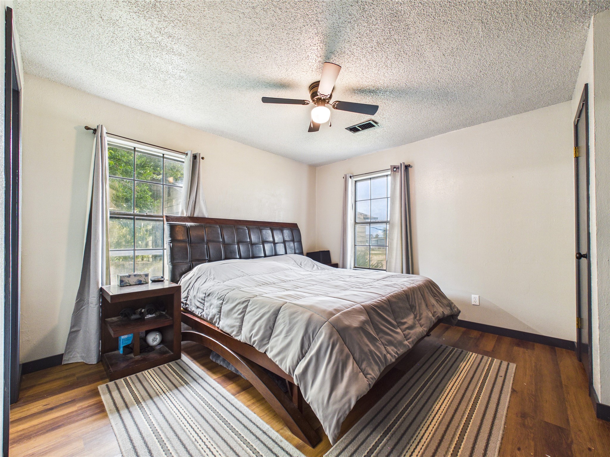 4607 Swan Street, Hitchcock, TX 77563