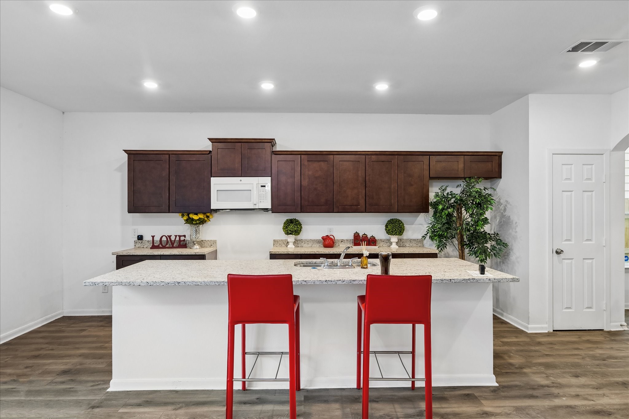 11206 Beverley Park Street, Sugar Land, TX 77498