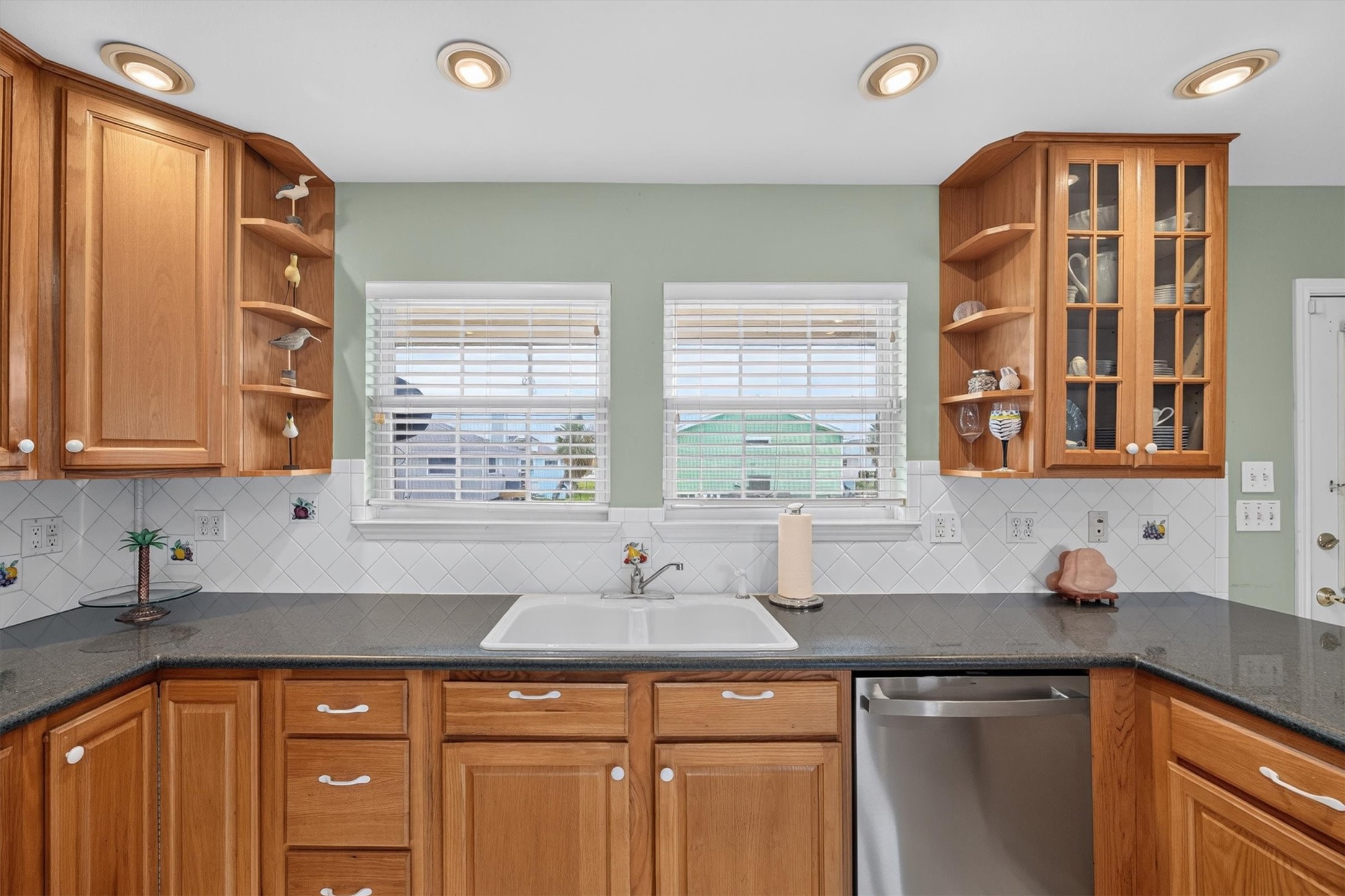 4102 Jackson Drive, Galveston, TX 77554