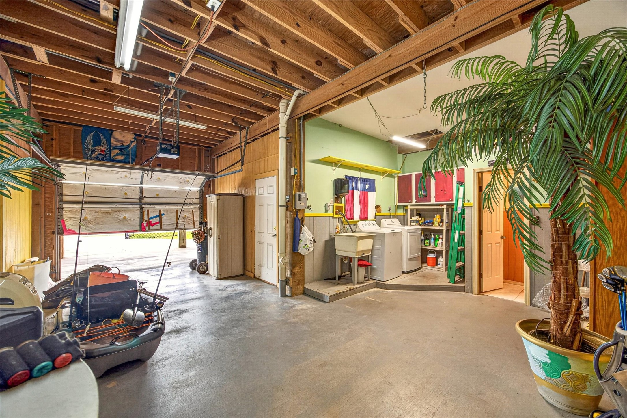 4102 Jackson Drive, Galveston, TX 77554