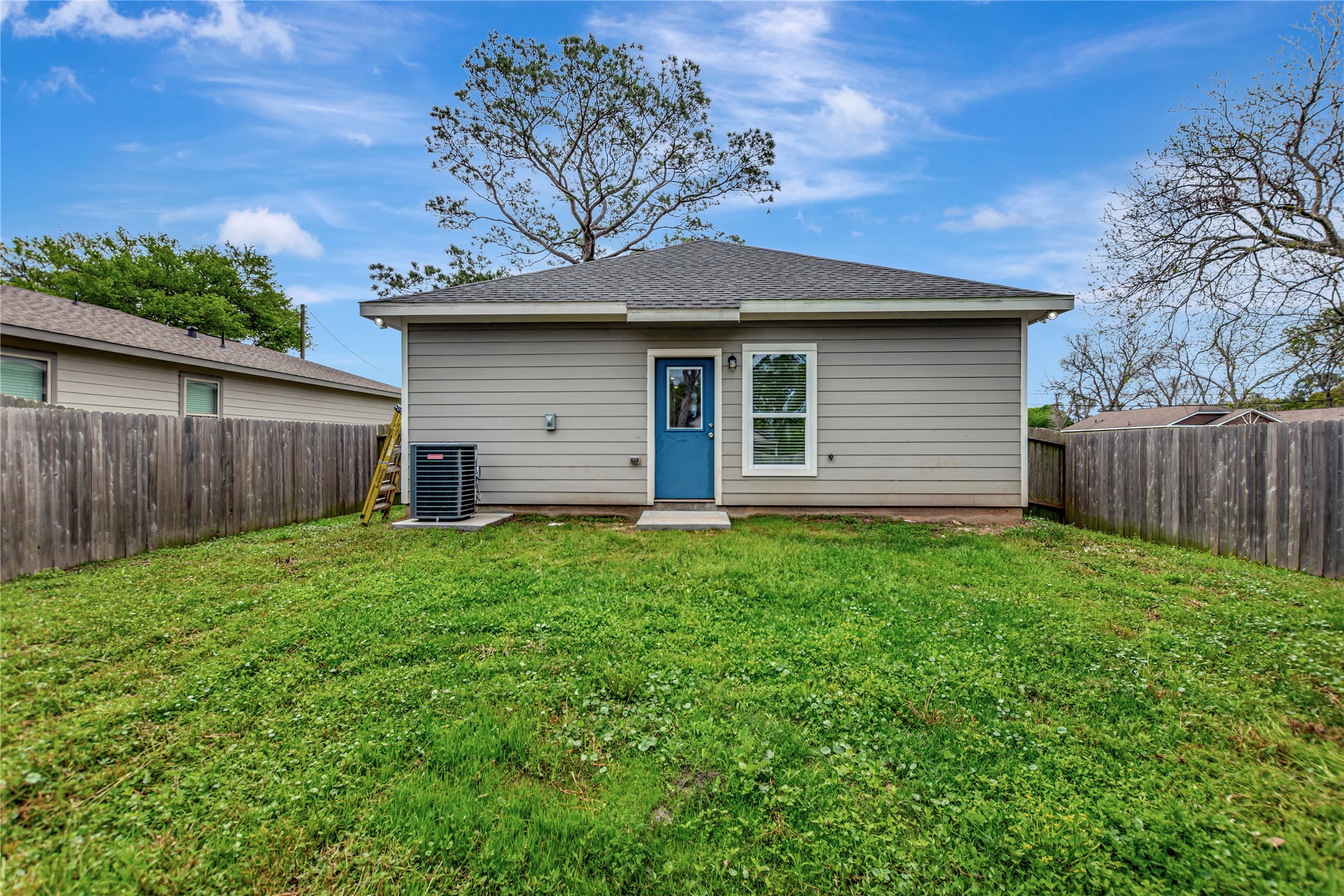 2030 Rosalee Street, La Marque, TX 77568