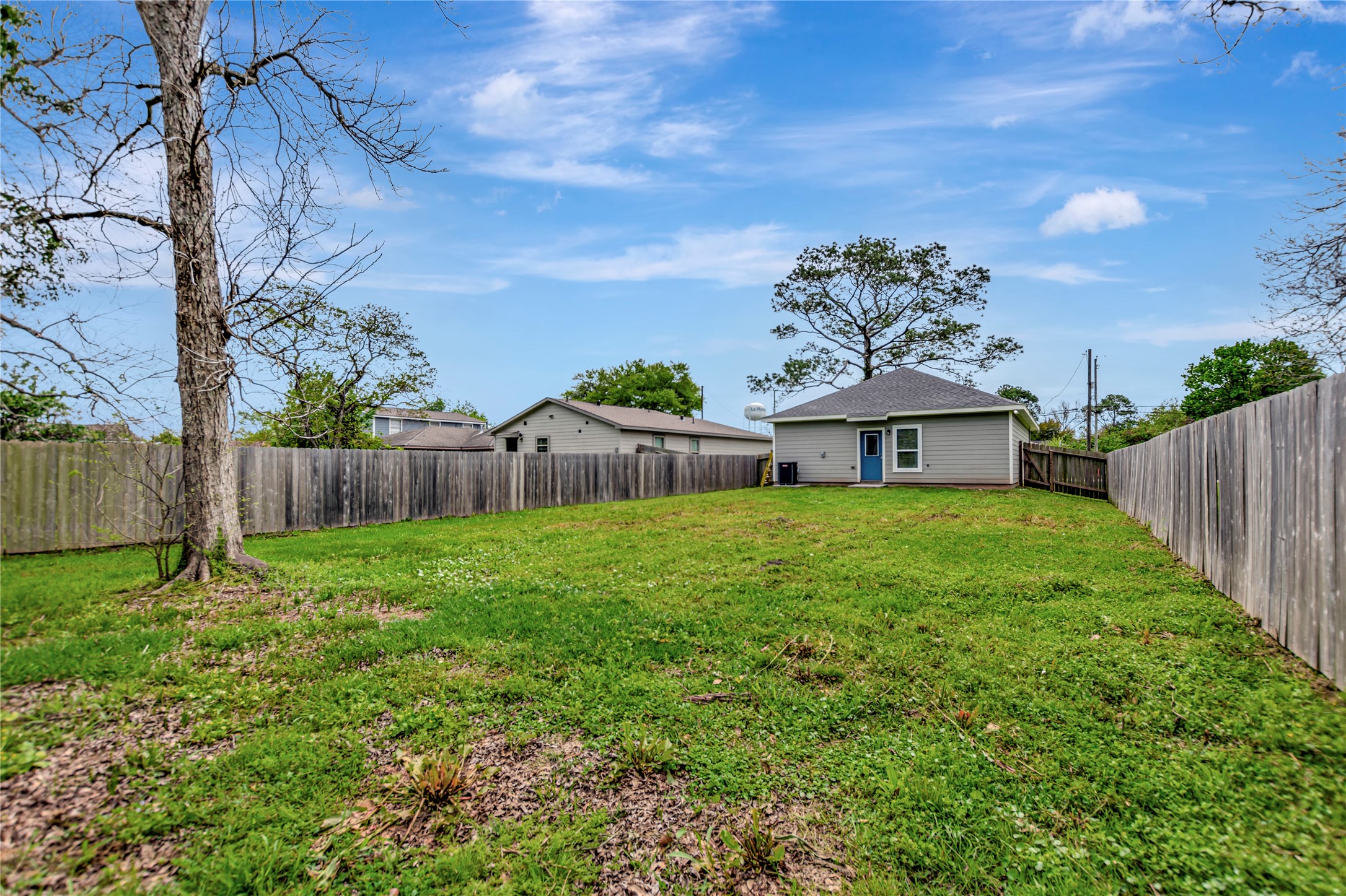 2030 Rosalee Street, La Marque, TX 77568