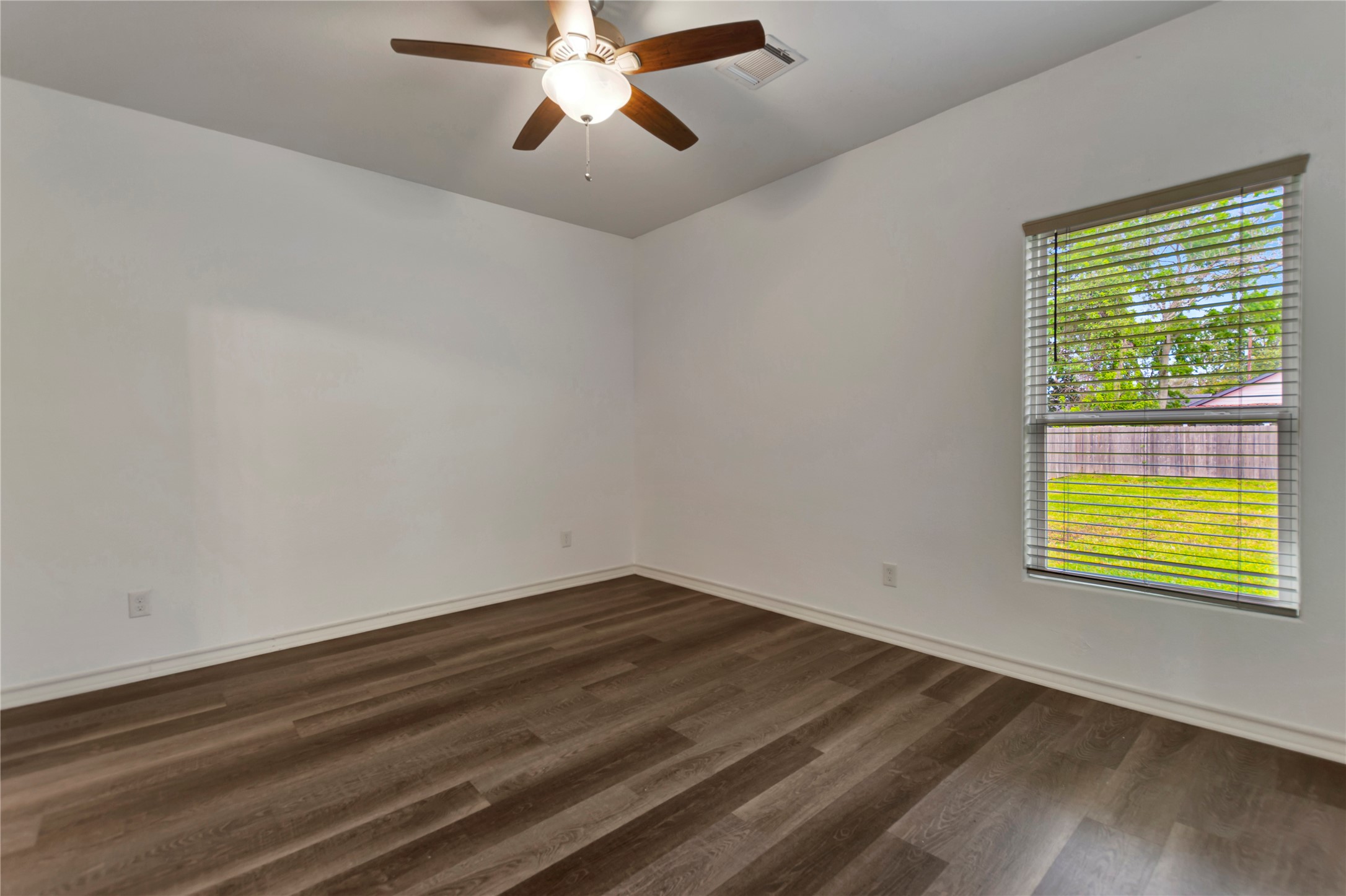 2030 Rosalee Street, La Marque, TX 77568