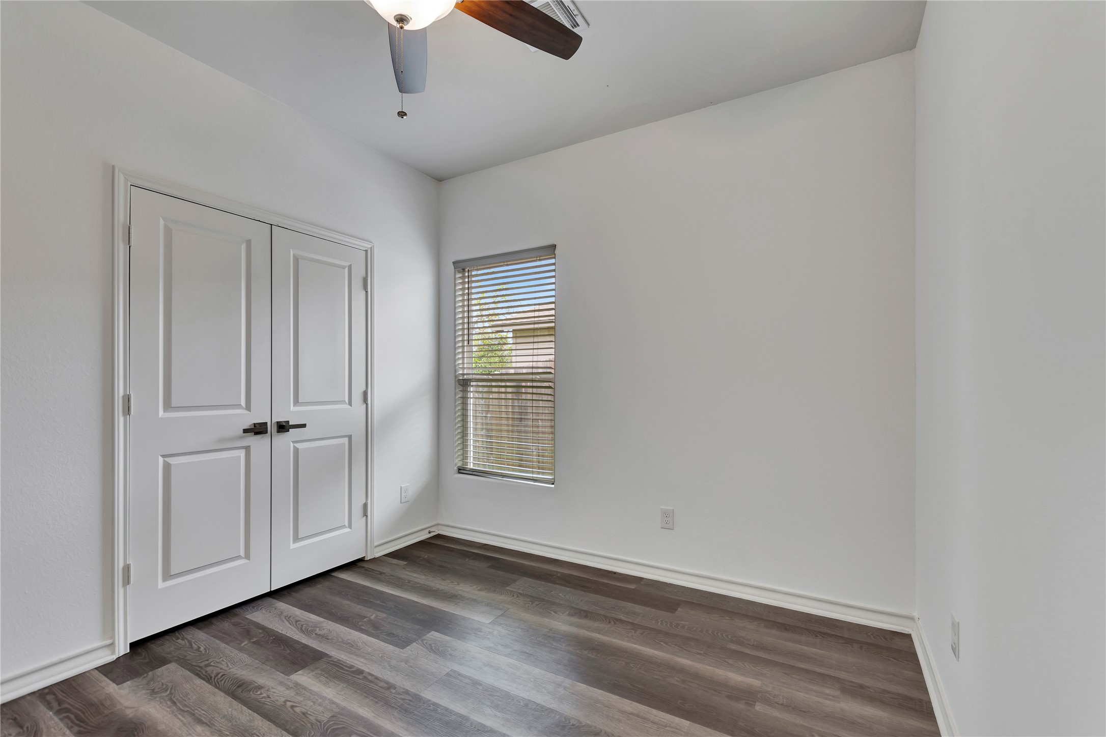 2030 Rosalee Street, La Marque, TX 77568