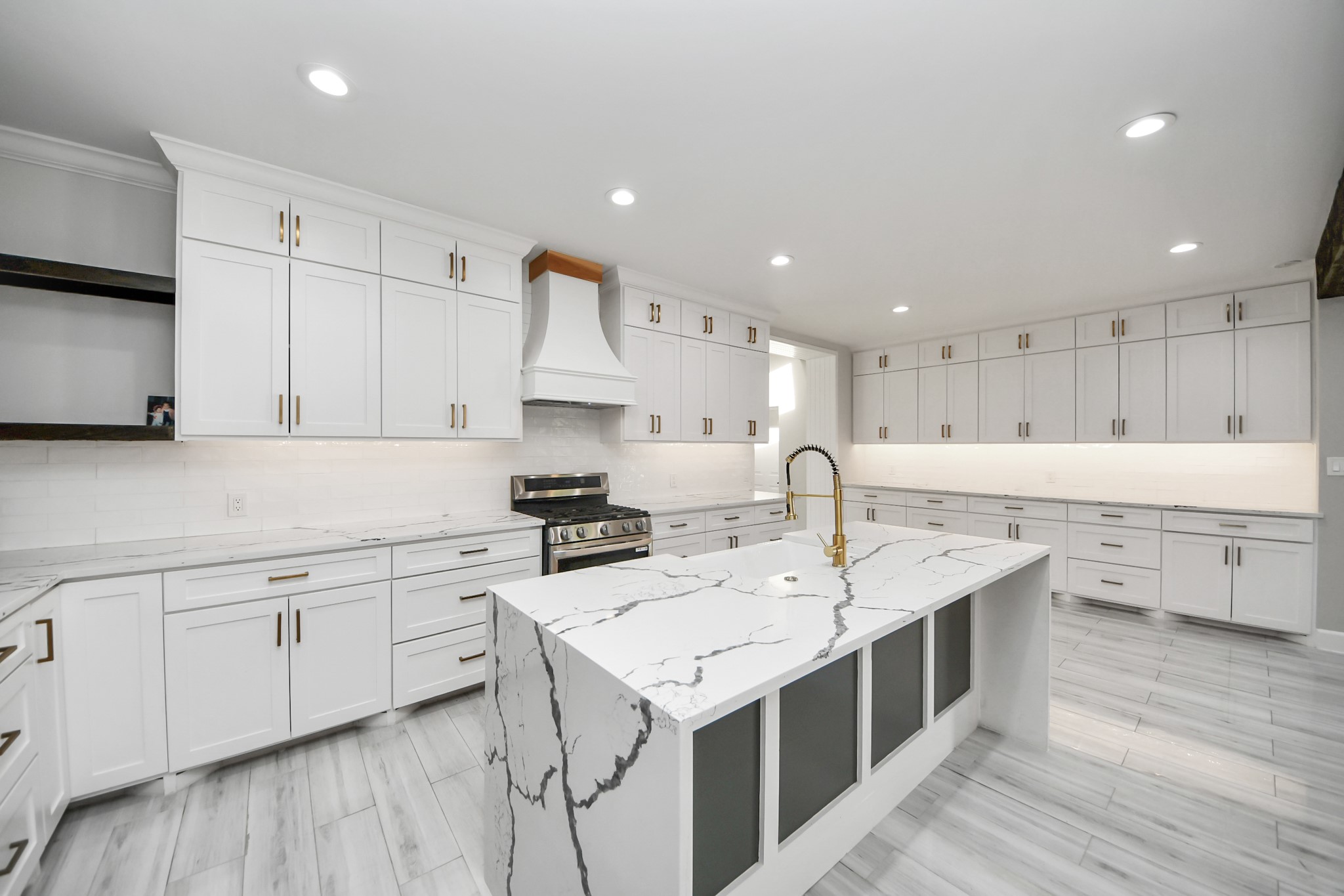 24 Hornsilver Place, The Woodlands, TX 77381