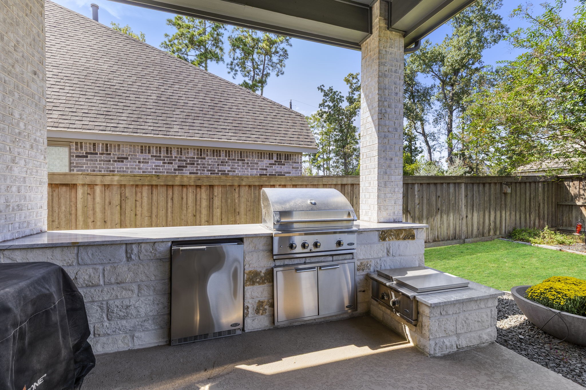 28309 Sterling Oak Drive, Spring, TX 77386