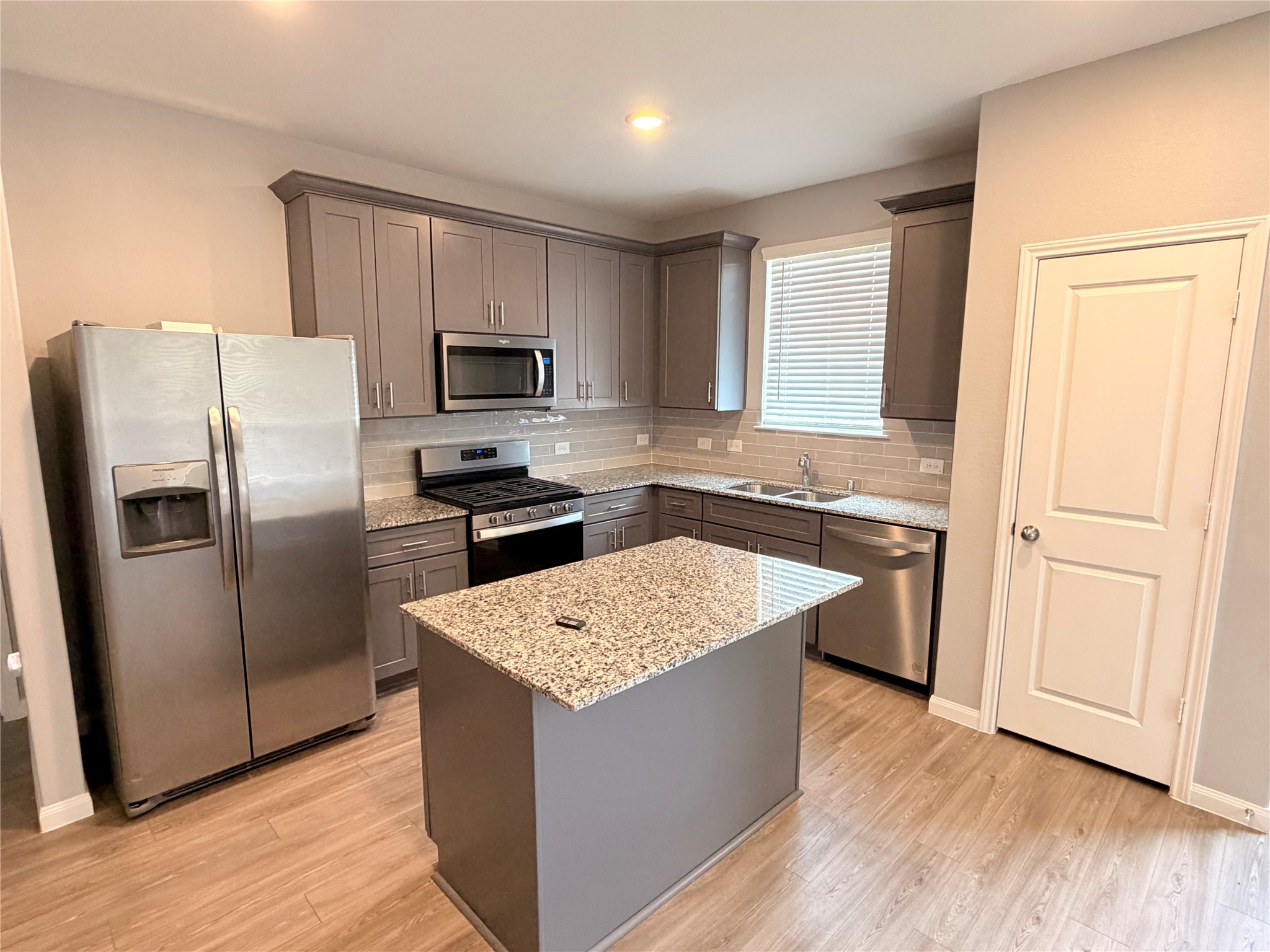 25619 Balsamroot Drive, Magnolia, TX 77355 25619 Balsamroot Drive, Magnolia, TX 77355
