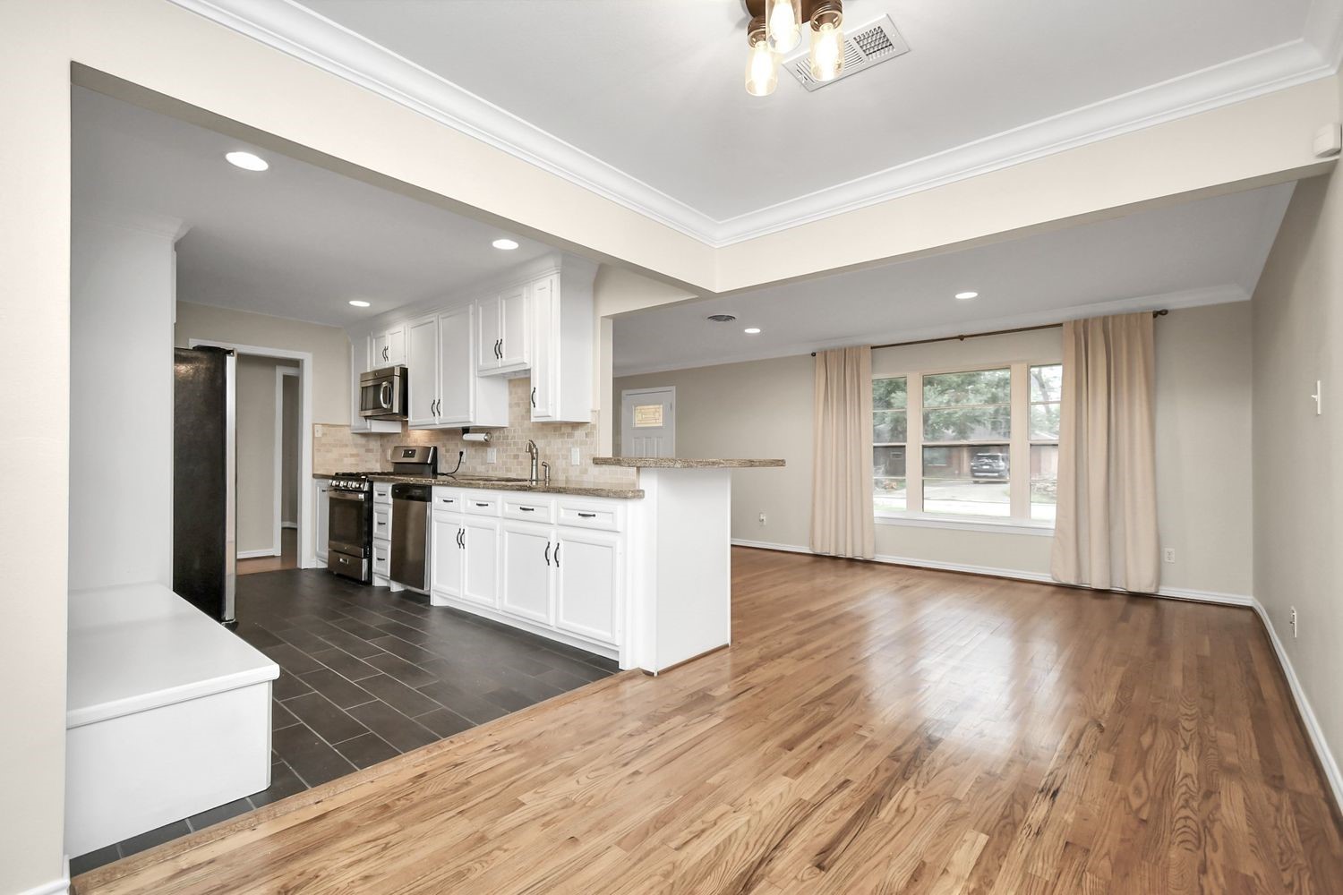 2314 Lamonte Lane, Houston, TX 77018
