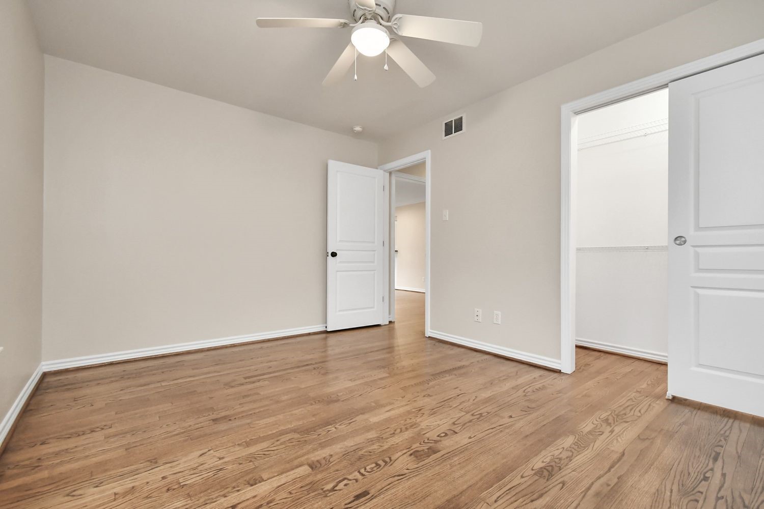 All rooms has closet