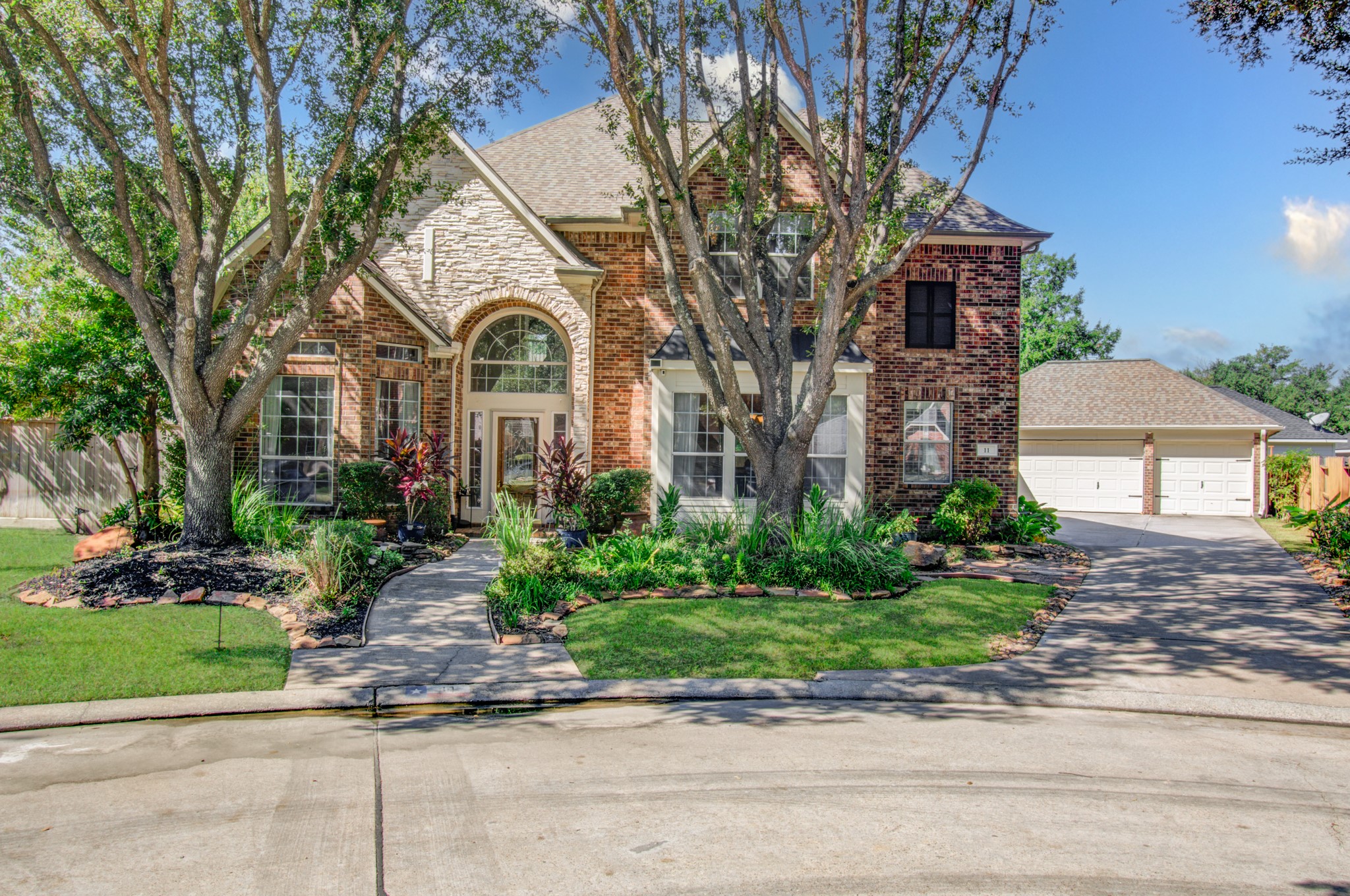 11 Saint Thomas Court, Houston, TX 77070