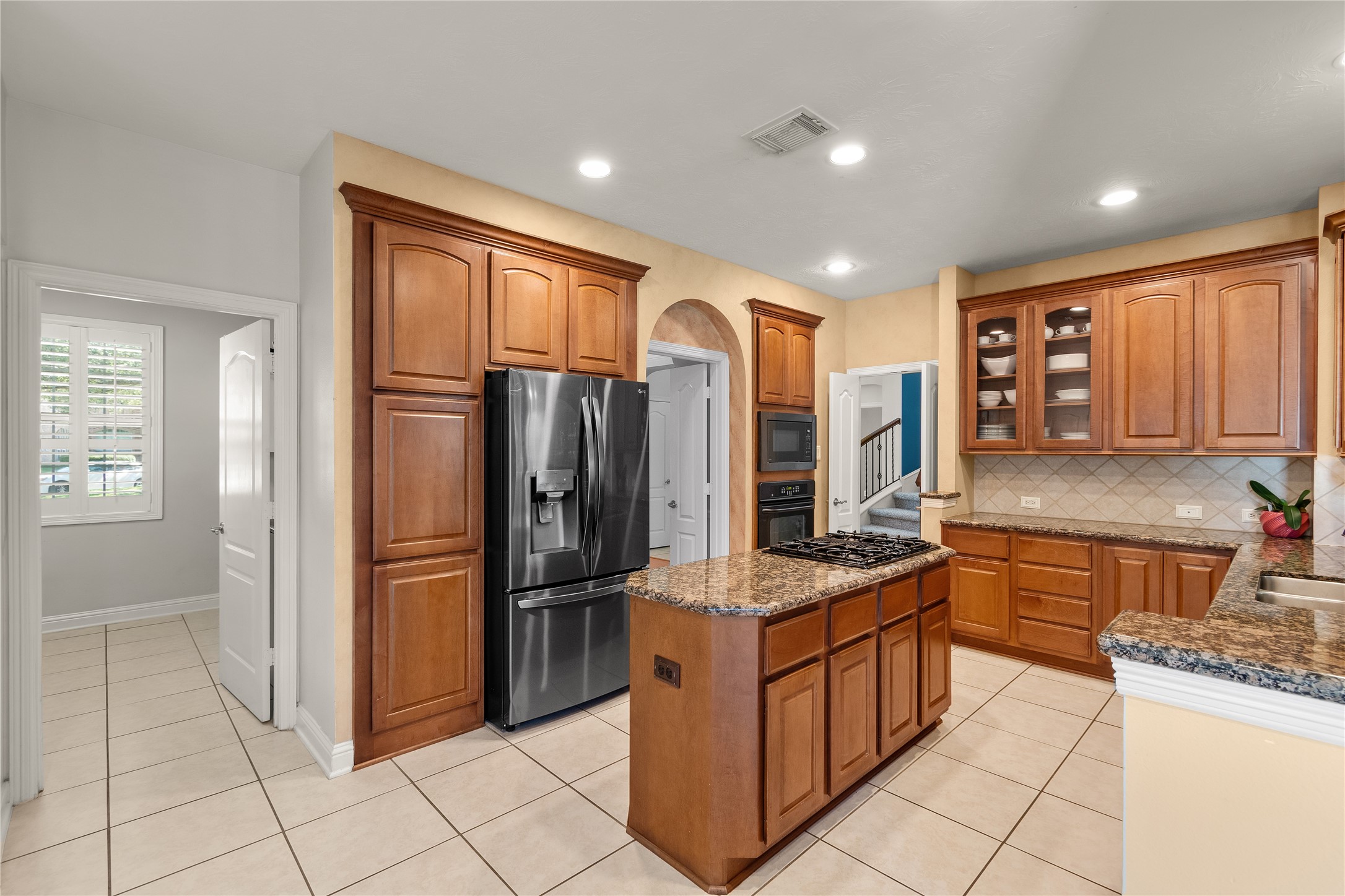 11 Saint Thomas Court, Houston, TX 77070