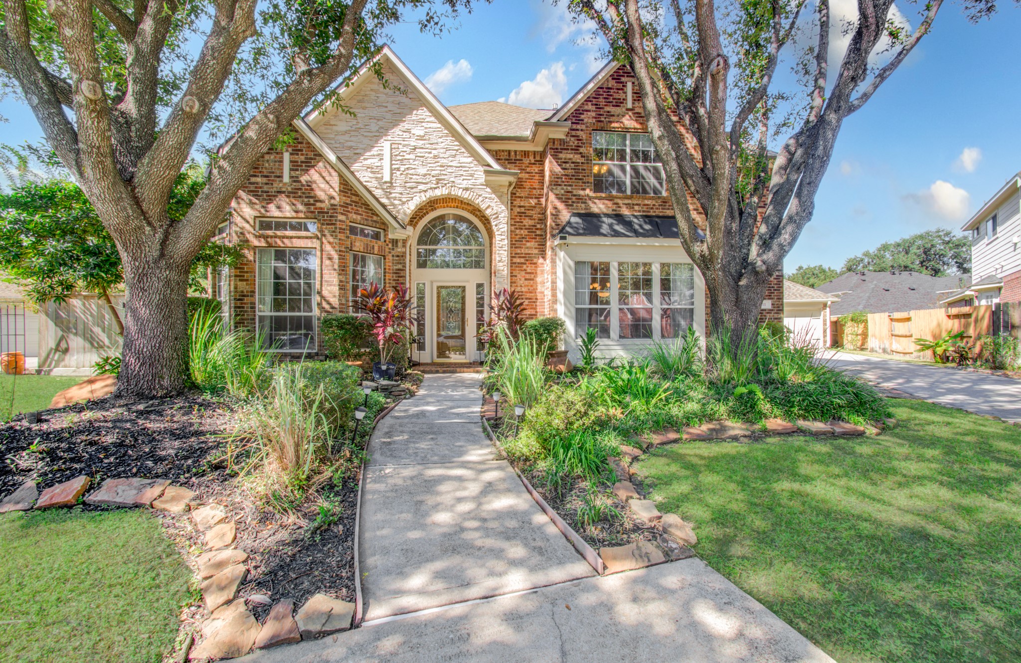 11 Saint Thomas Court, Houston, TX 77070