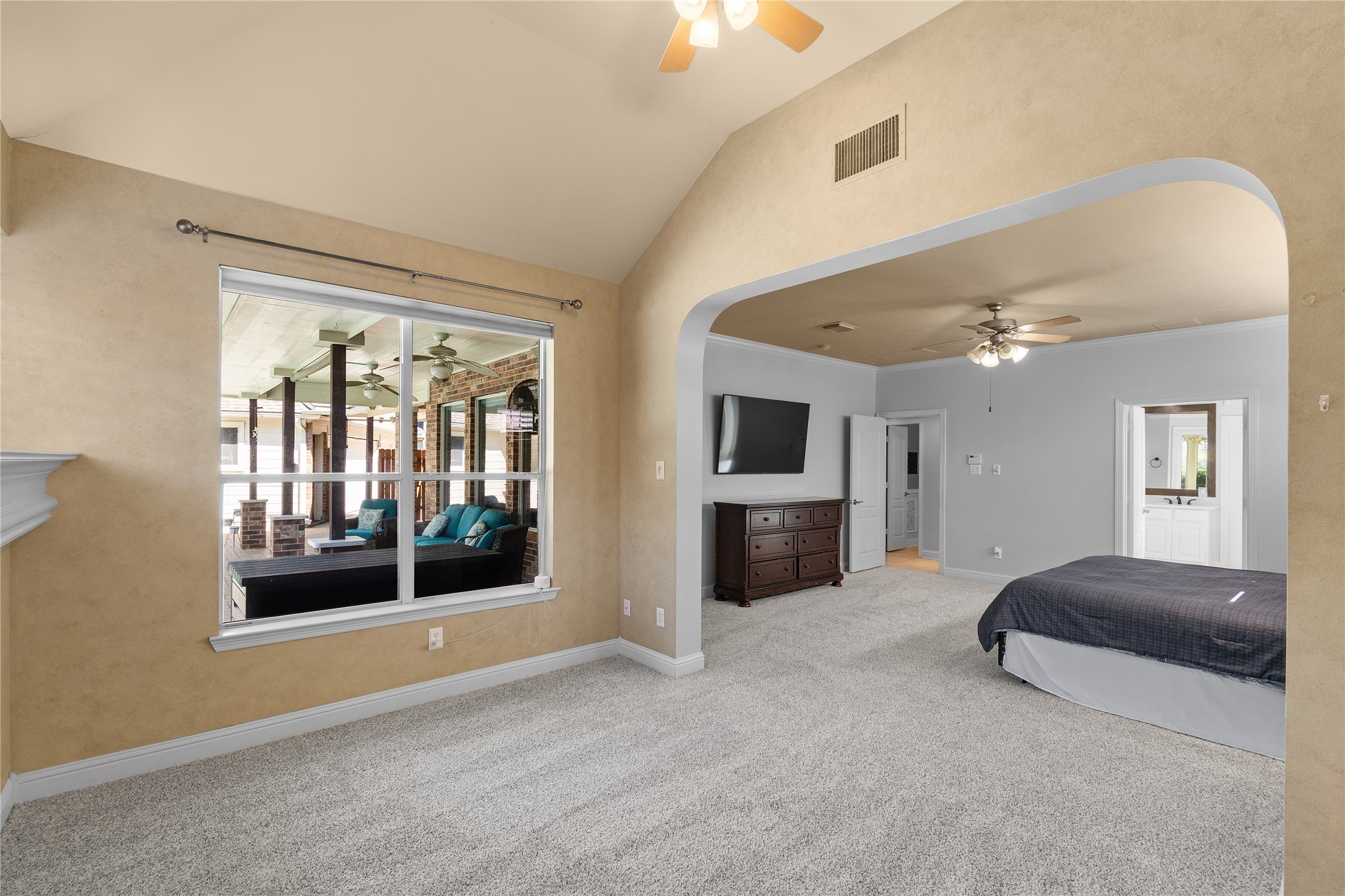 11 Saint Thomas Court, Houston, TX 77070
