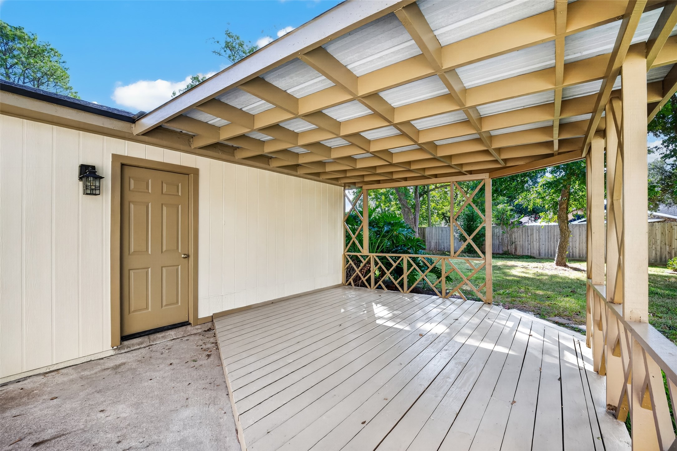 903 Chetwood Circle, League City, TX 77573