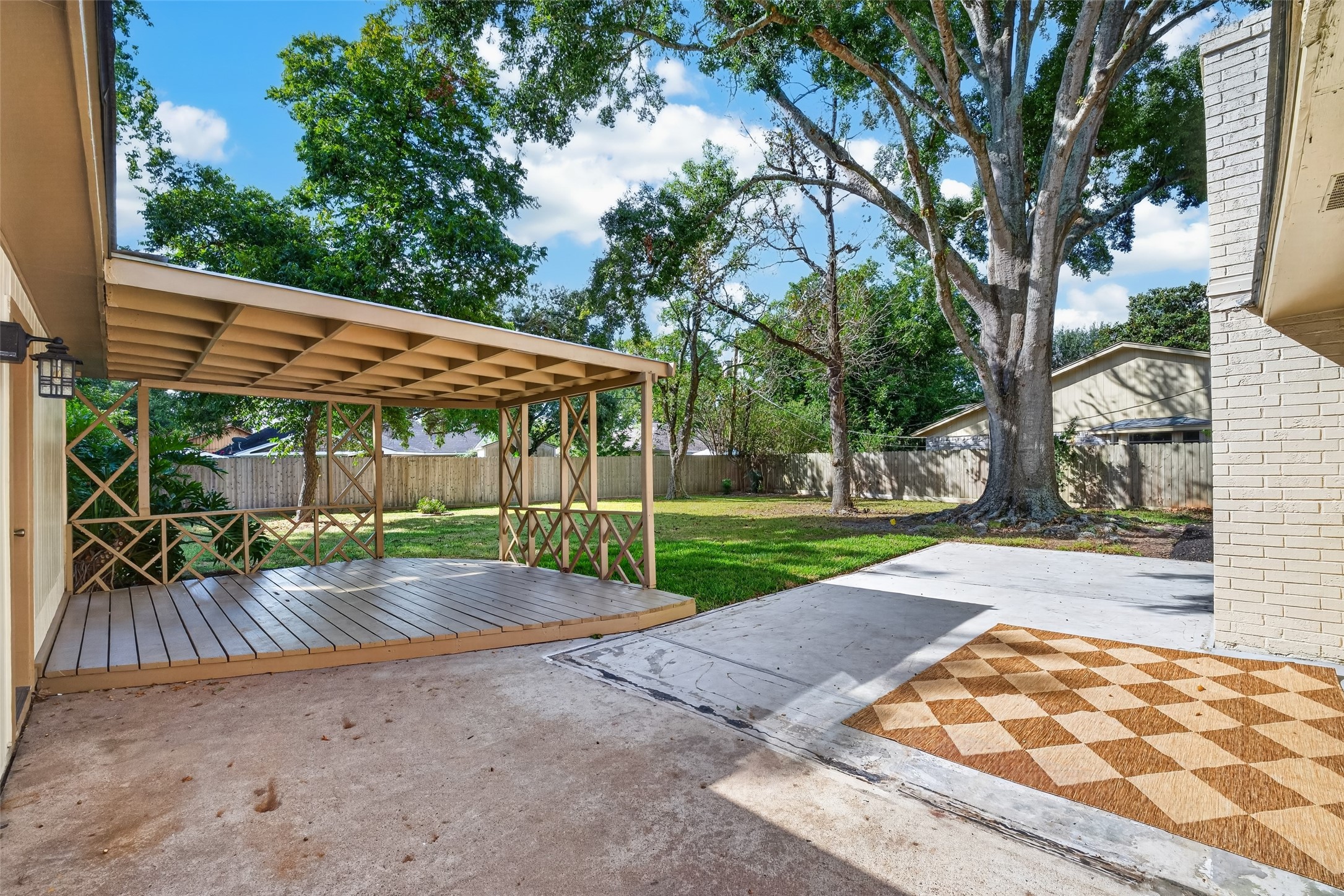 903 Chetwood Circle, League City, TX 77573