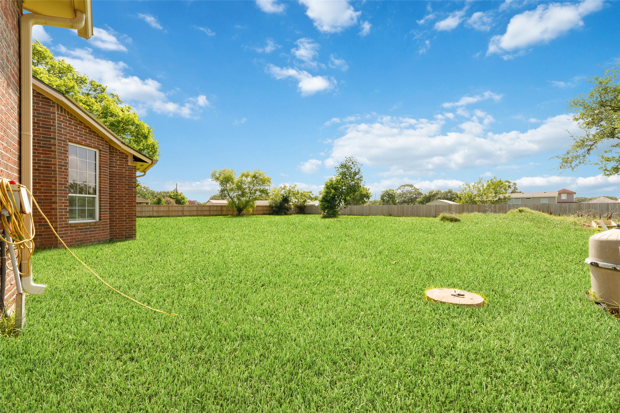 1513 County Road 149, Alvin, TX 77511