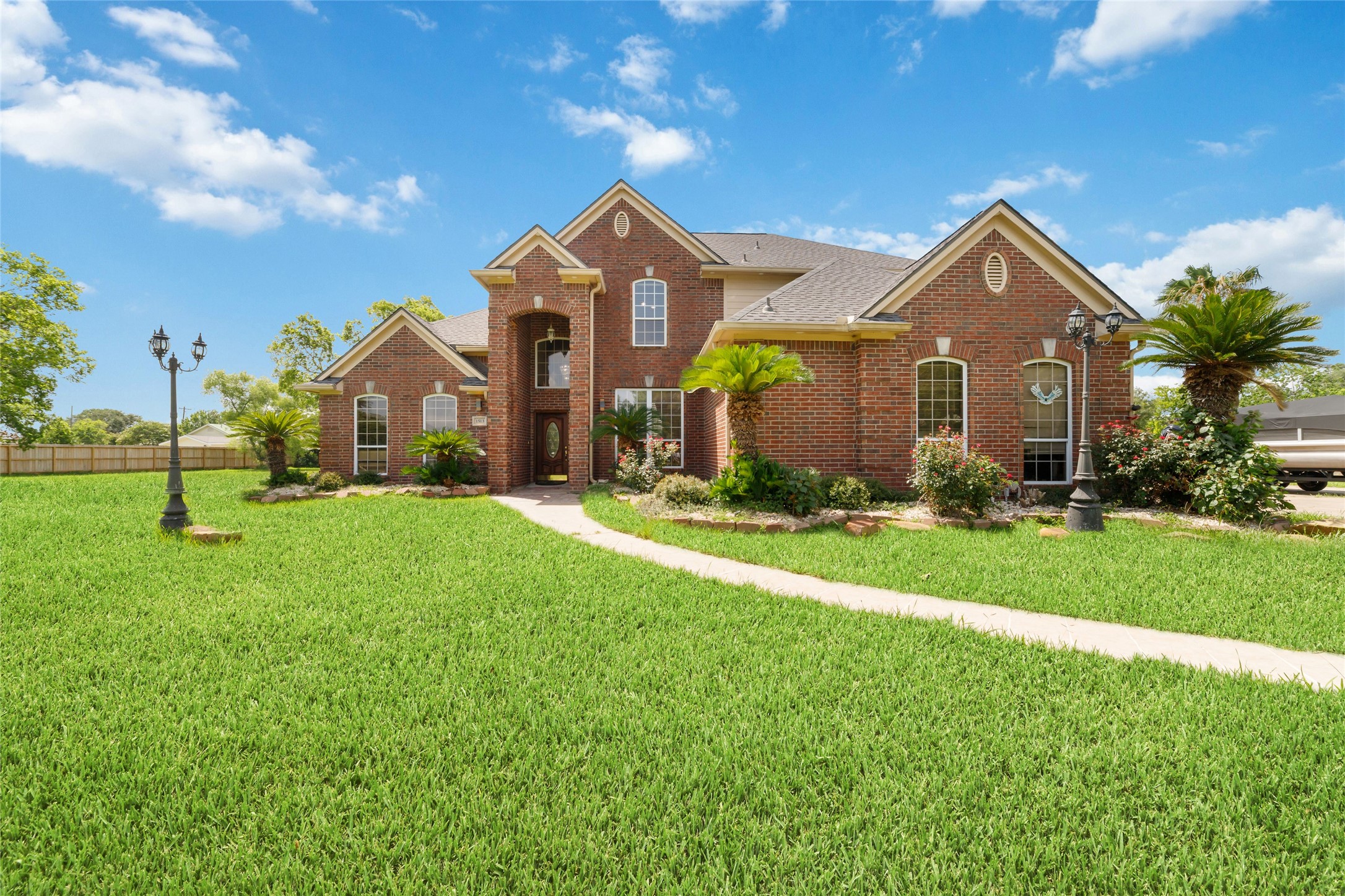 1513 County Road 149, Alvin, TX 77511 1513 County Road 149, Alvin, TX 77511