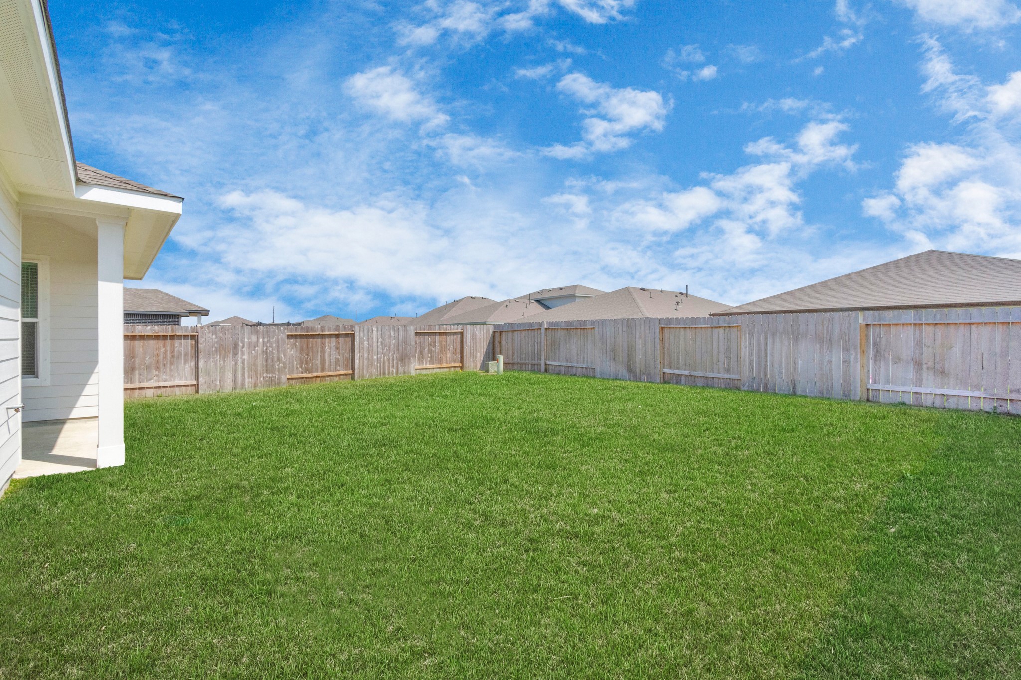 10515 Moon Valley Lane, Rosharon, TX 77583